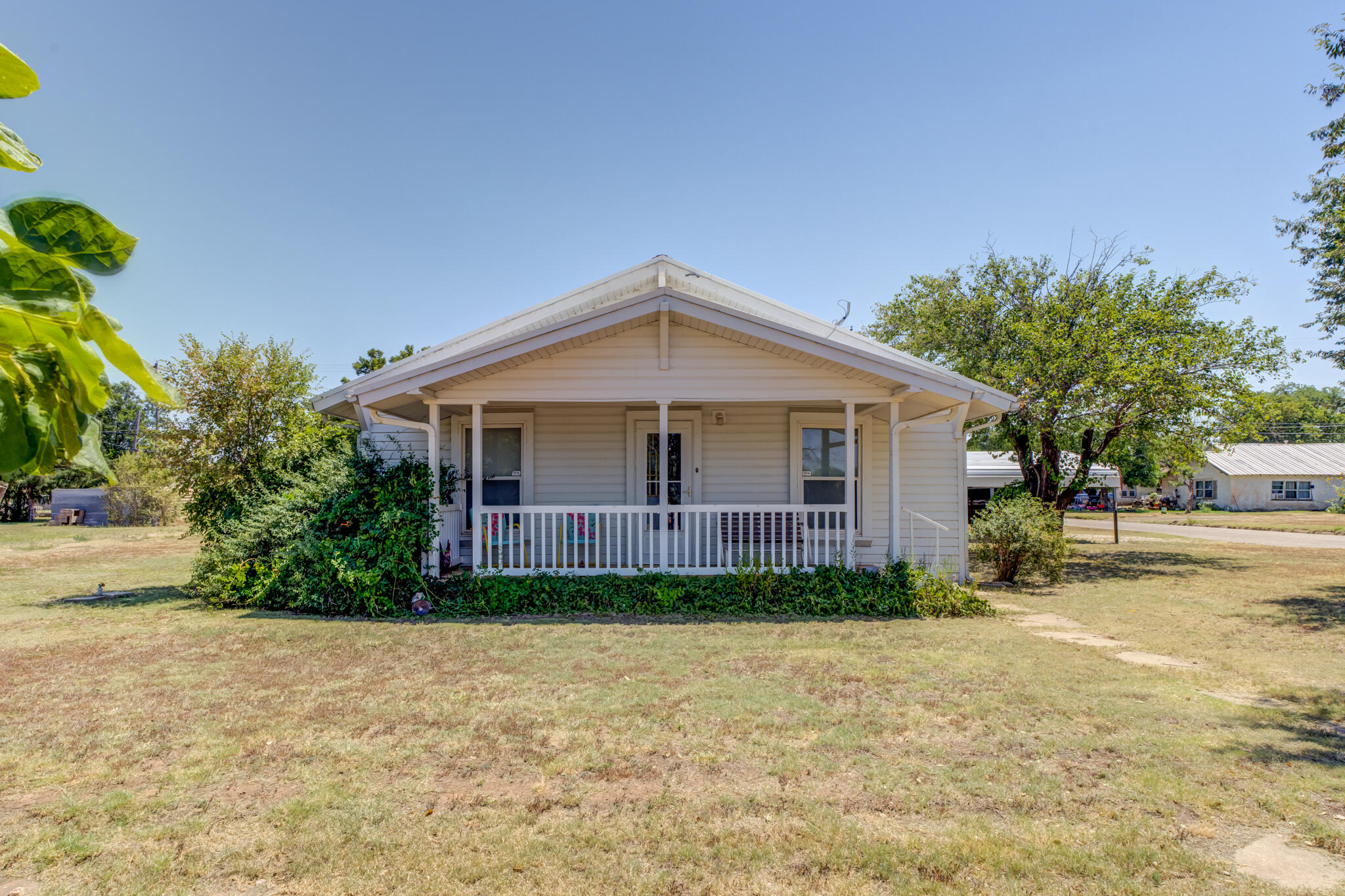 421 W Aspen Street Property Photo 1