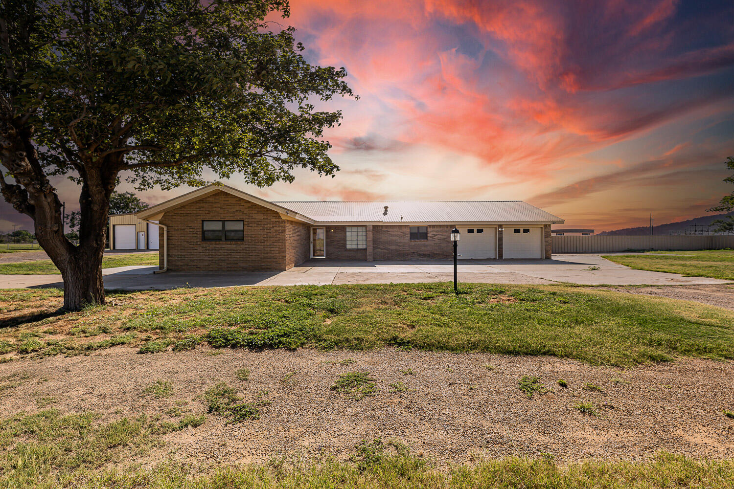 1182 Us-385 Property Photo 1