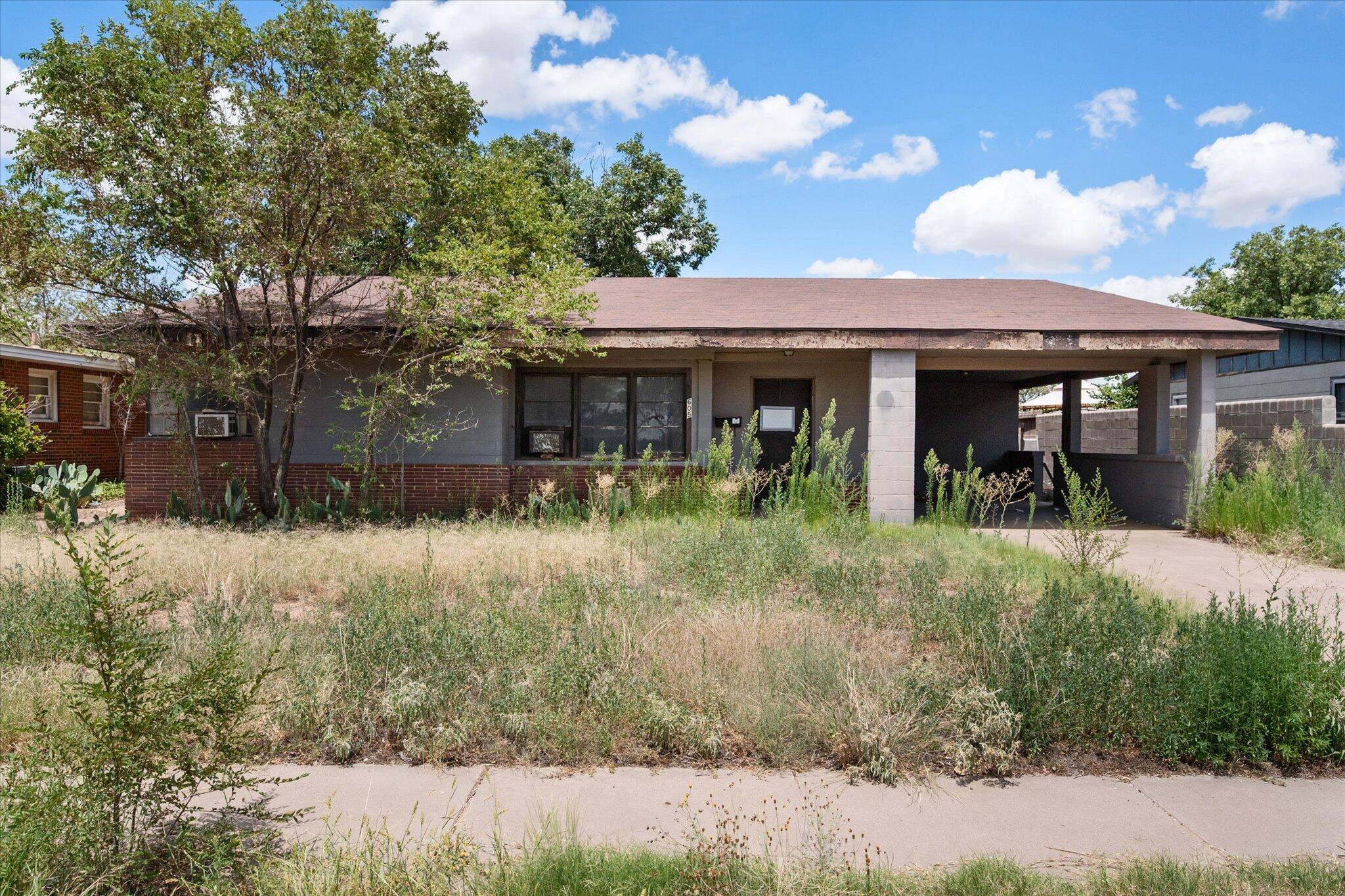 605 17th Street Property Photo 1
