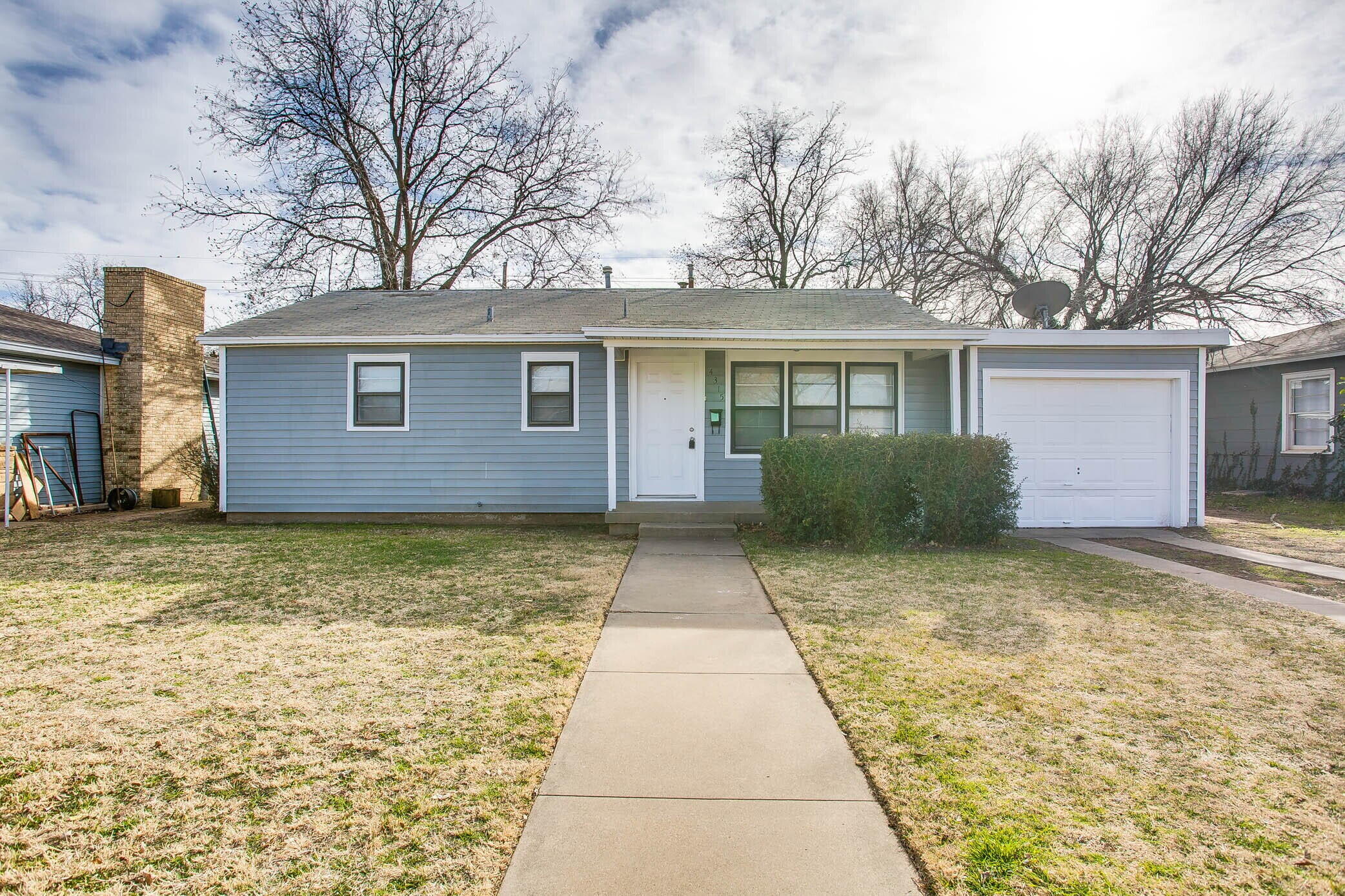 4315 32nd Street Property Photo