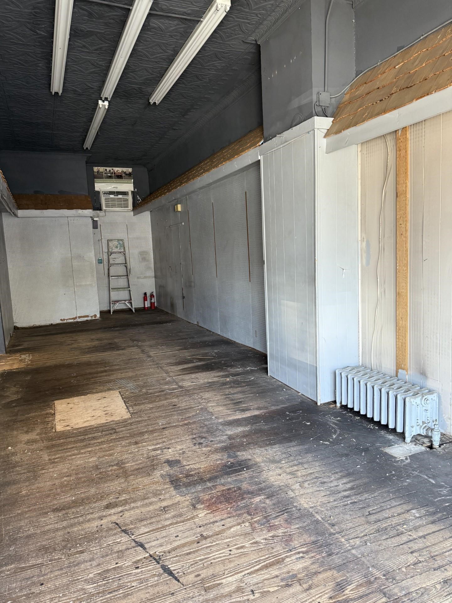 199 Franklin Ave Property Photo 4