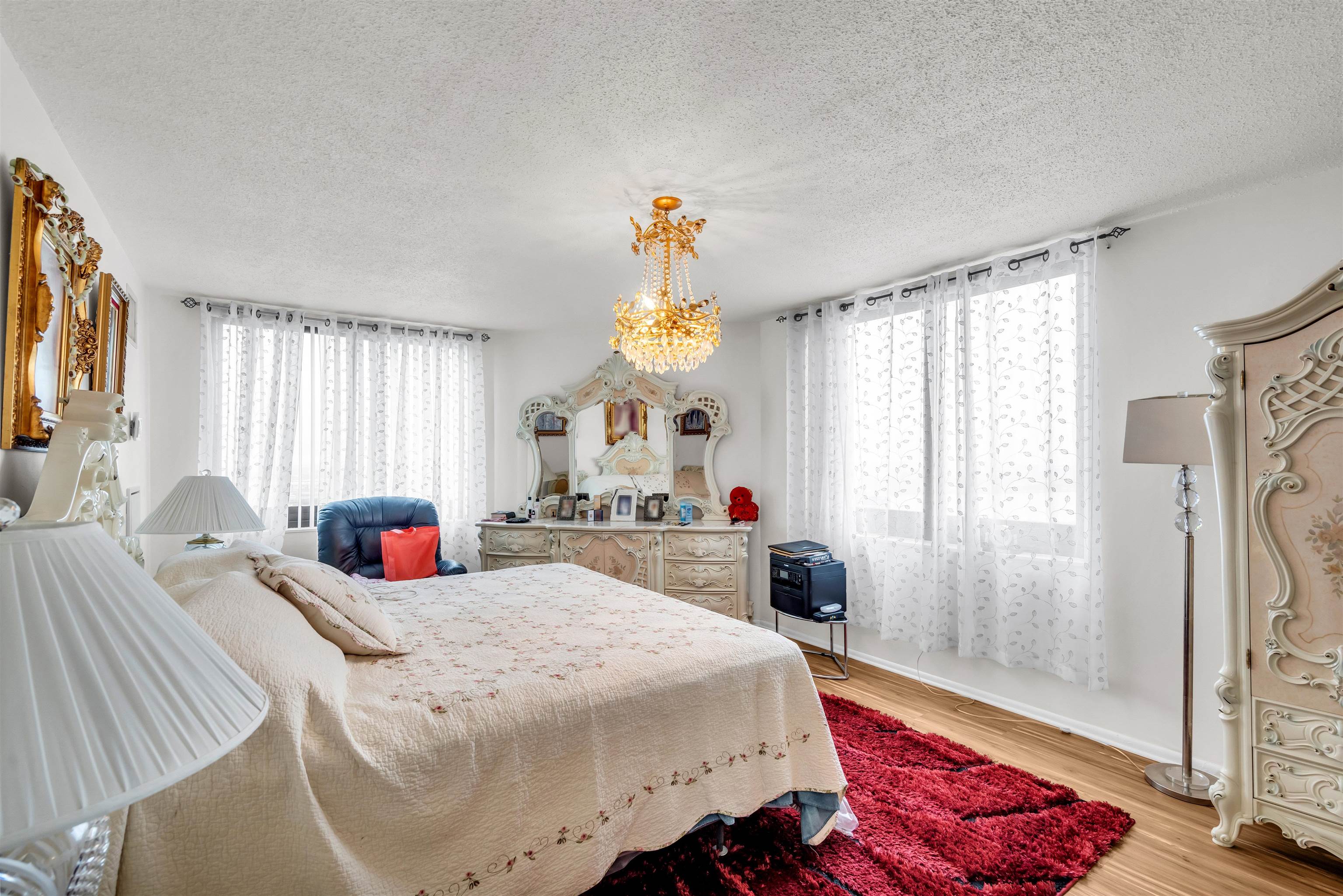 2508 Harmon Cove Tower Property Photo 12