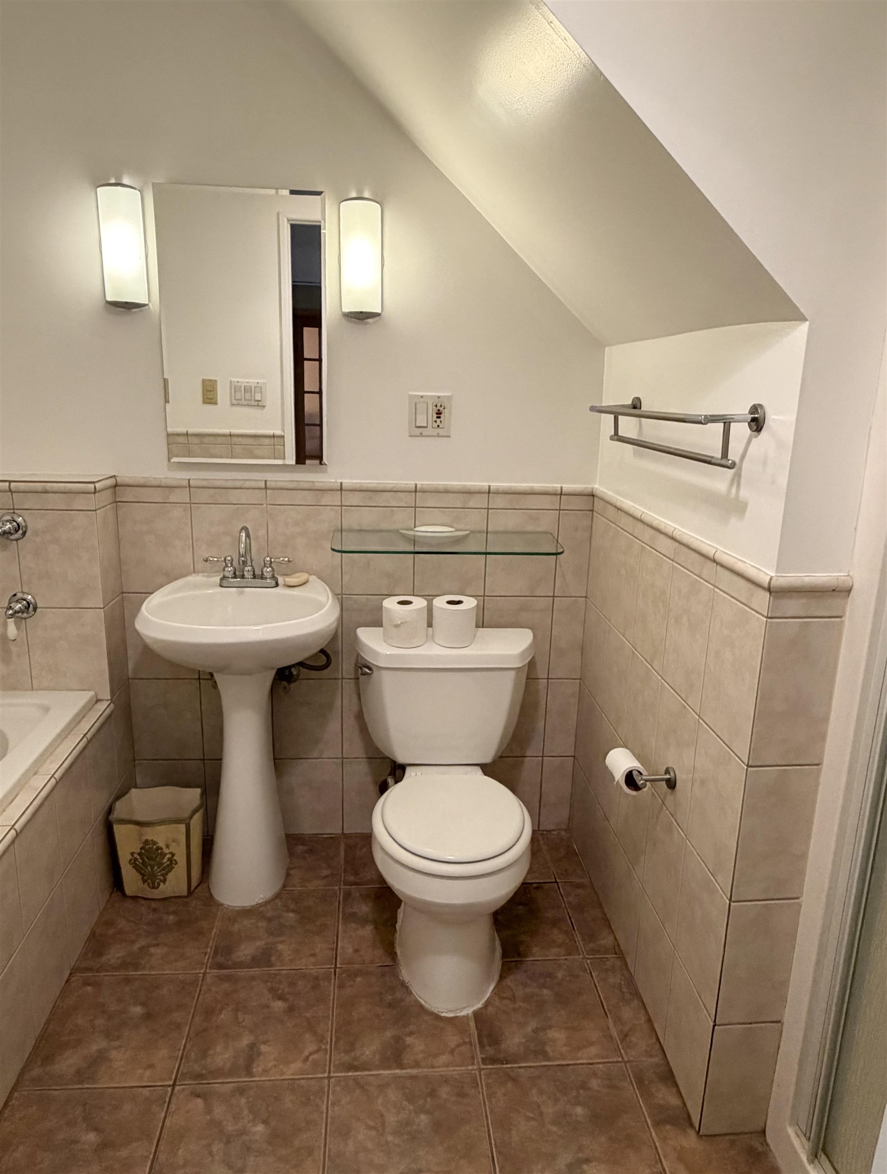 2108 West St Property Photo 8