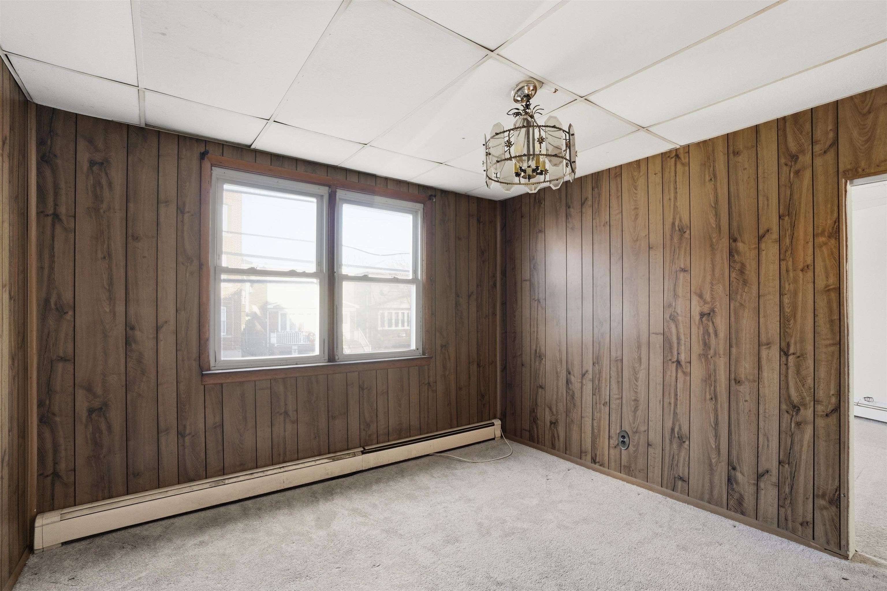 98 West 49th St Property Photo 12