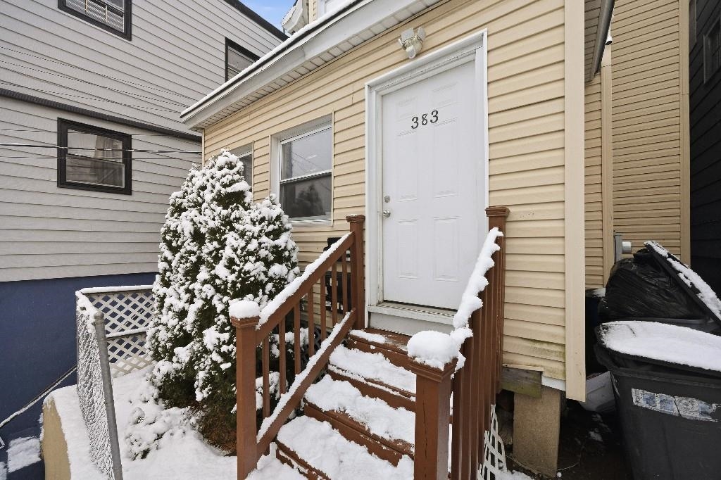 383 Broadway Property Photo 2