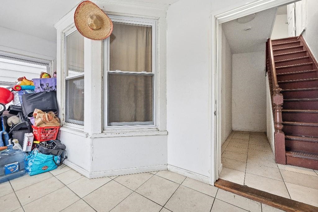 383 Broadway Property Photo 3