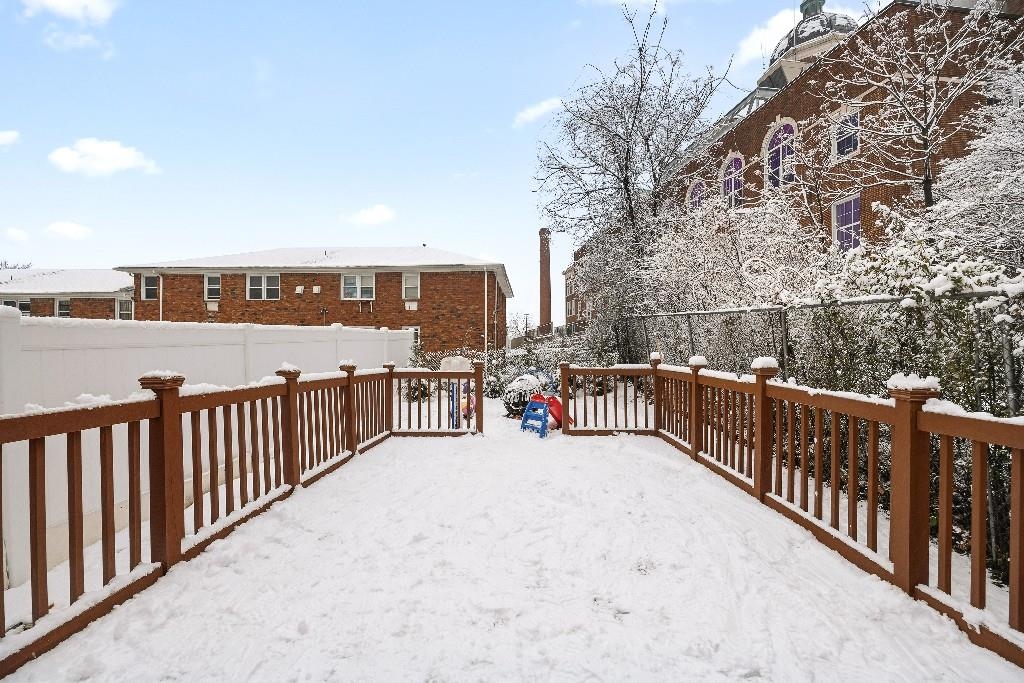 383 Broadway Property Photo 19