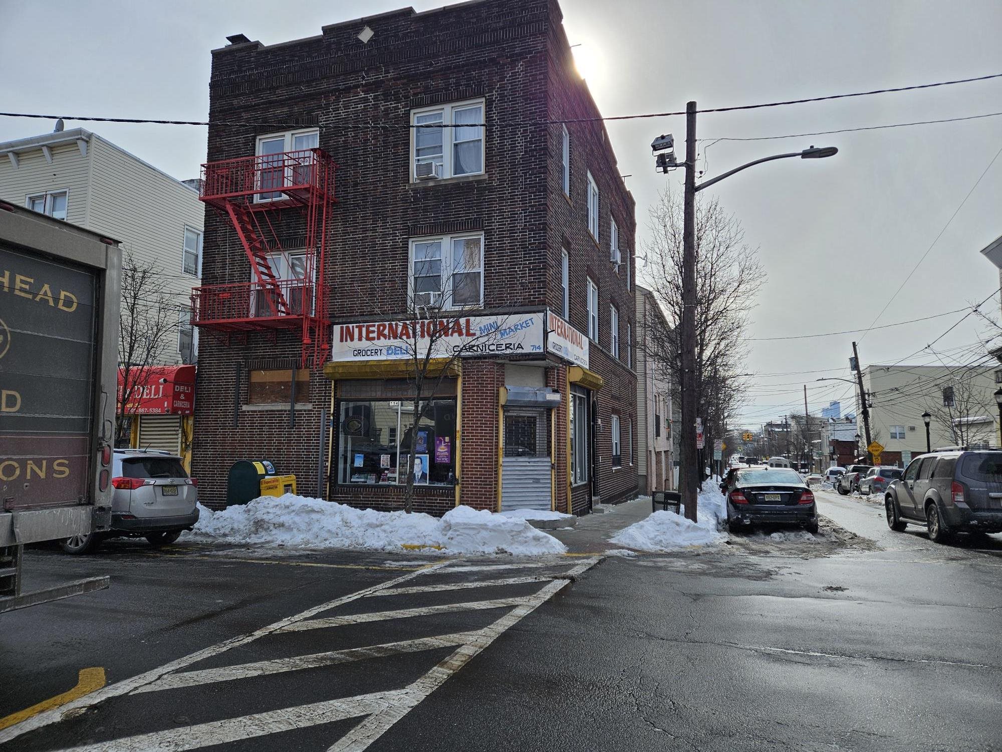 714-716 Bergenline Ave Property Photo 1