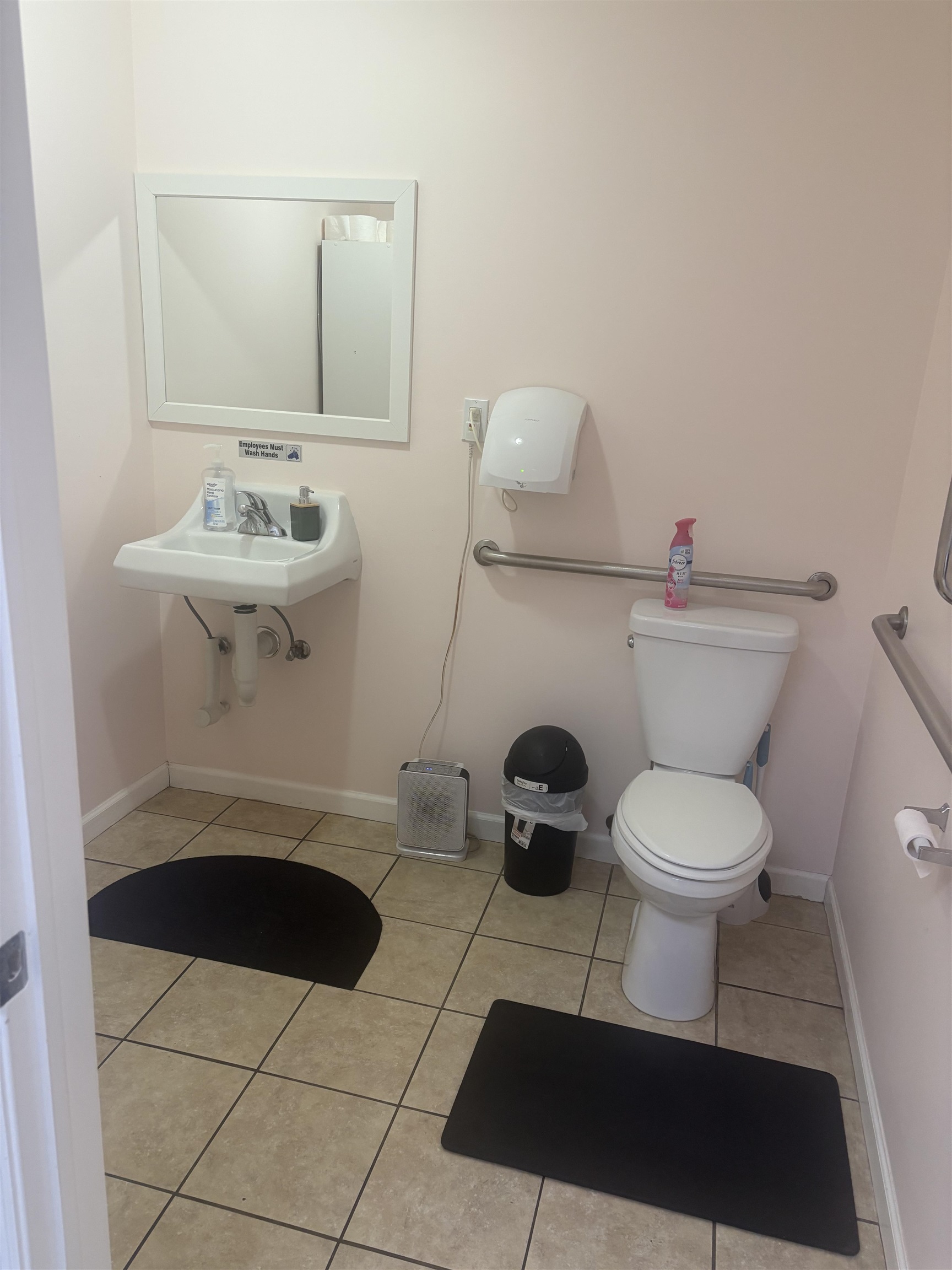 7502 Broadway Property Photo 8
