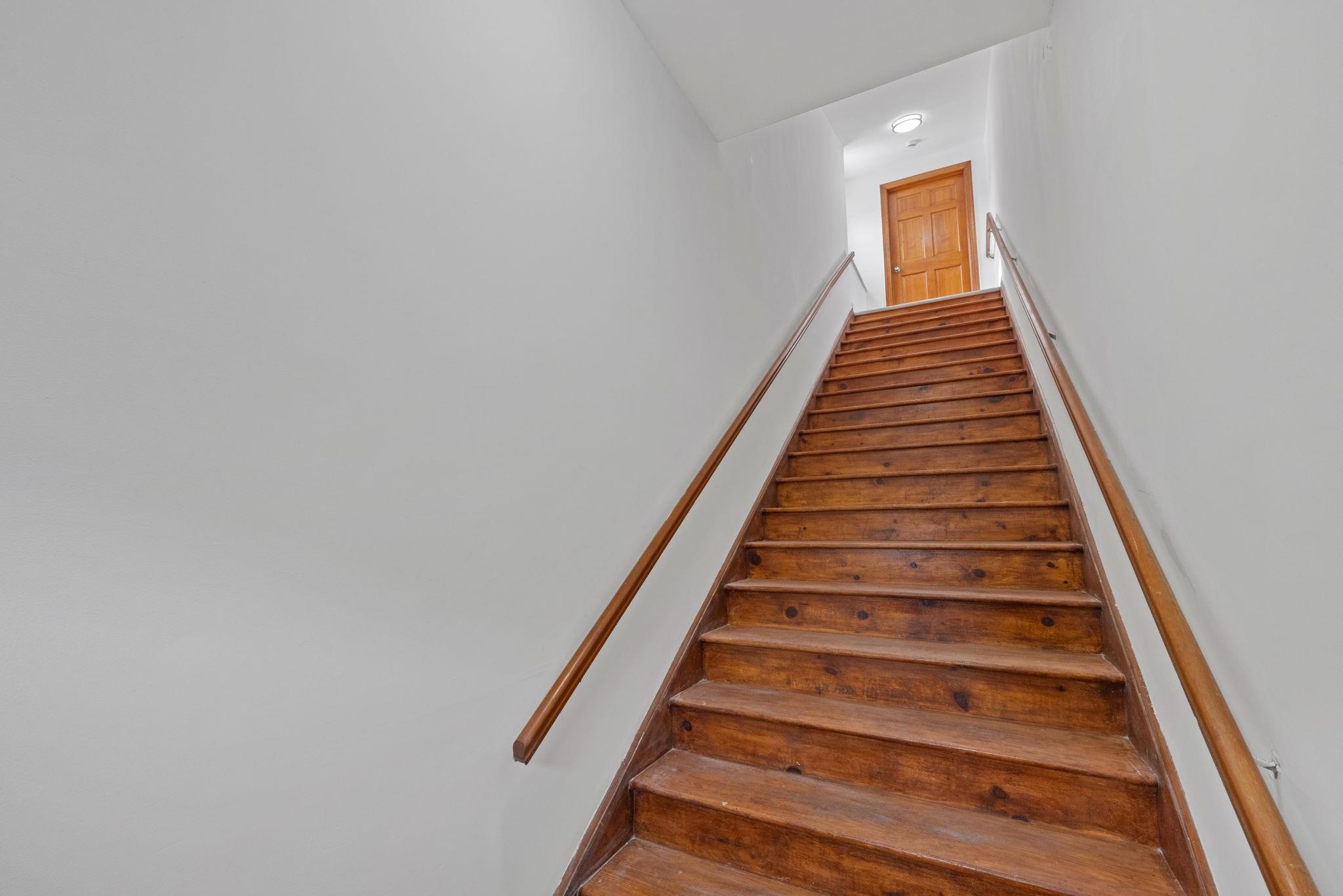 227 Franklin Ave 2 Property Photo 3