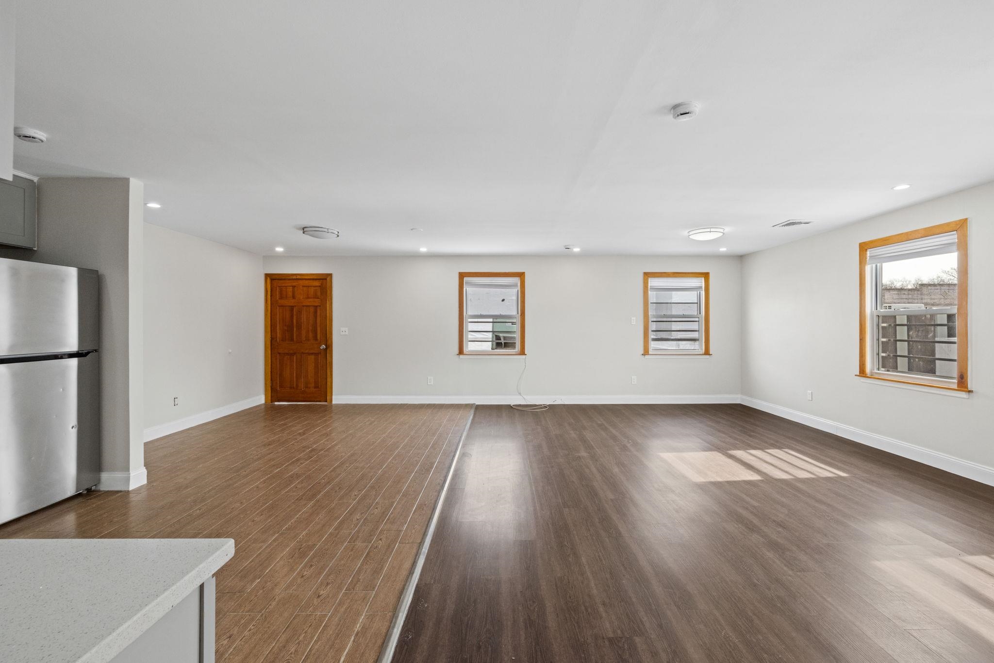 227 Franklin Ave 2 Property Photo 6