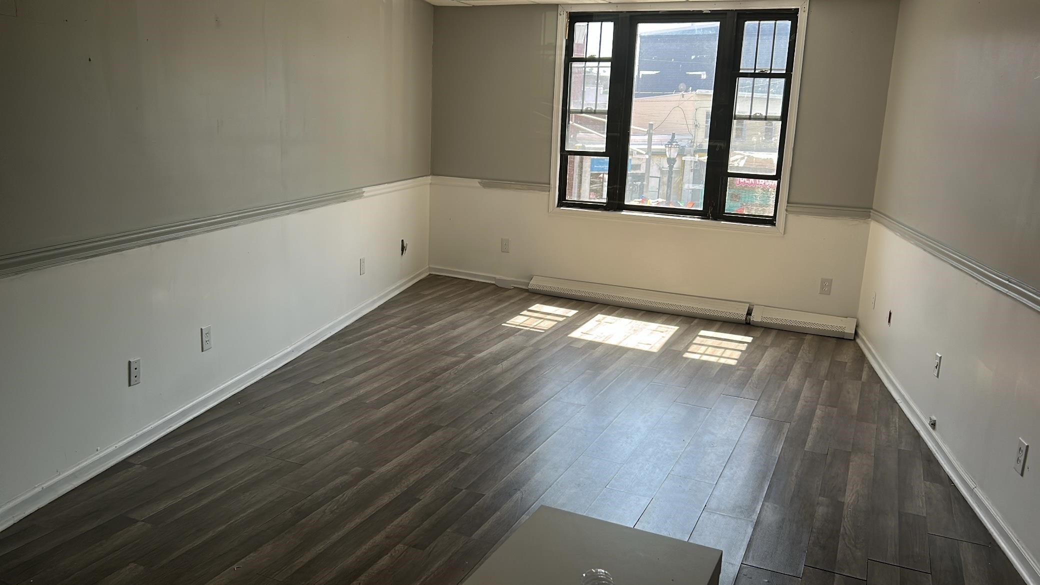 488-492 COMMUNIPAW AVE Property Photo 1