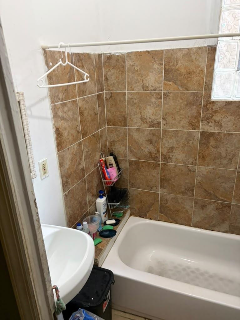 711 25th St Property Photo 12