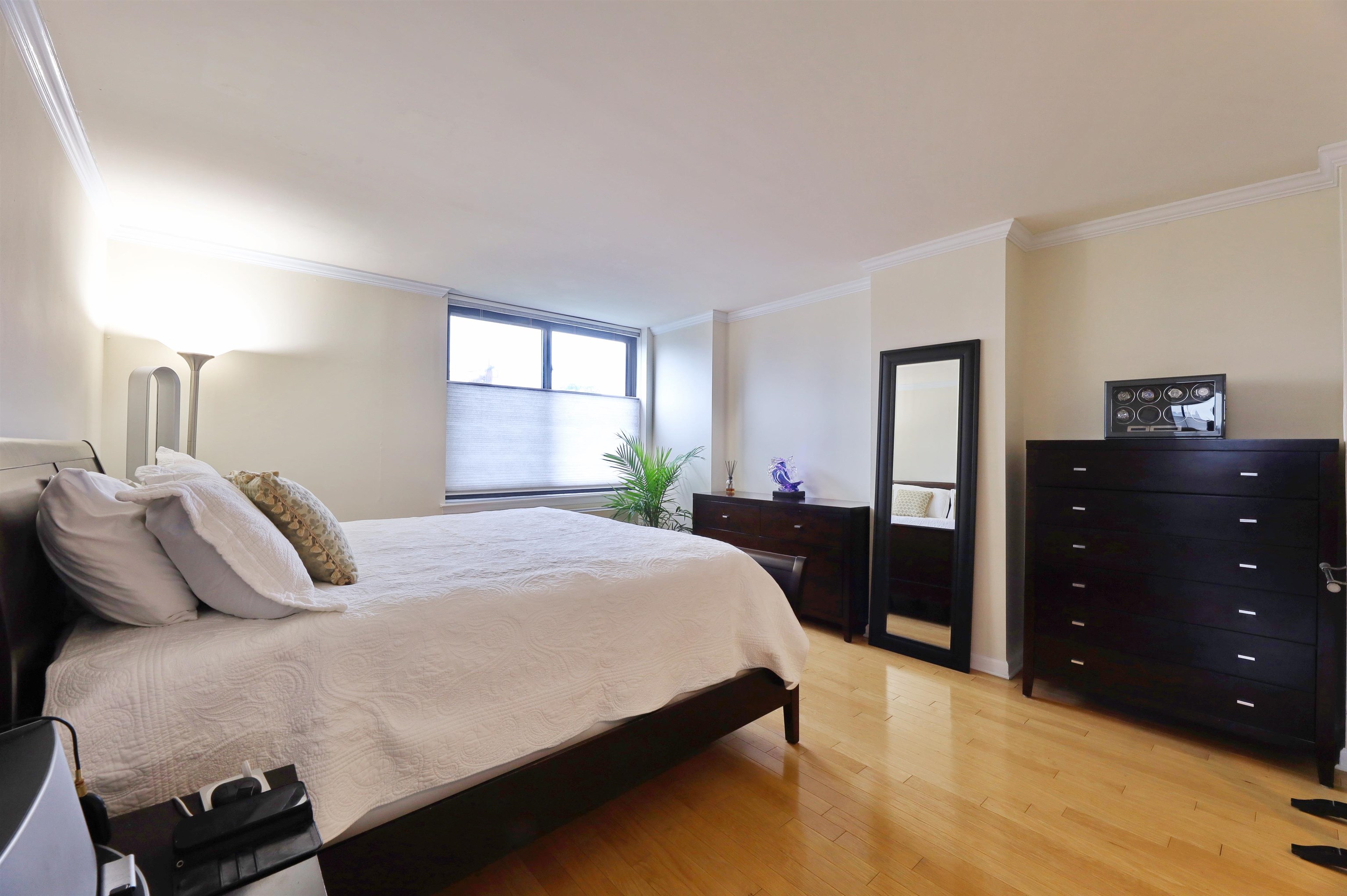 700 Grove St 3q Property Photo 19