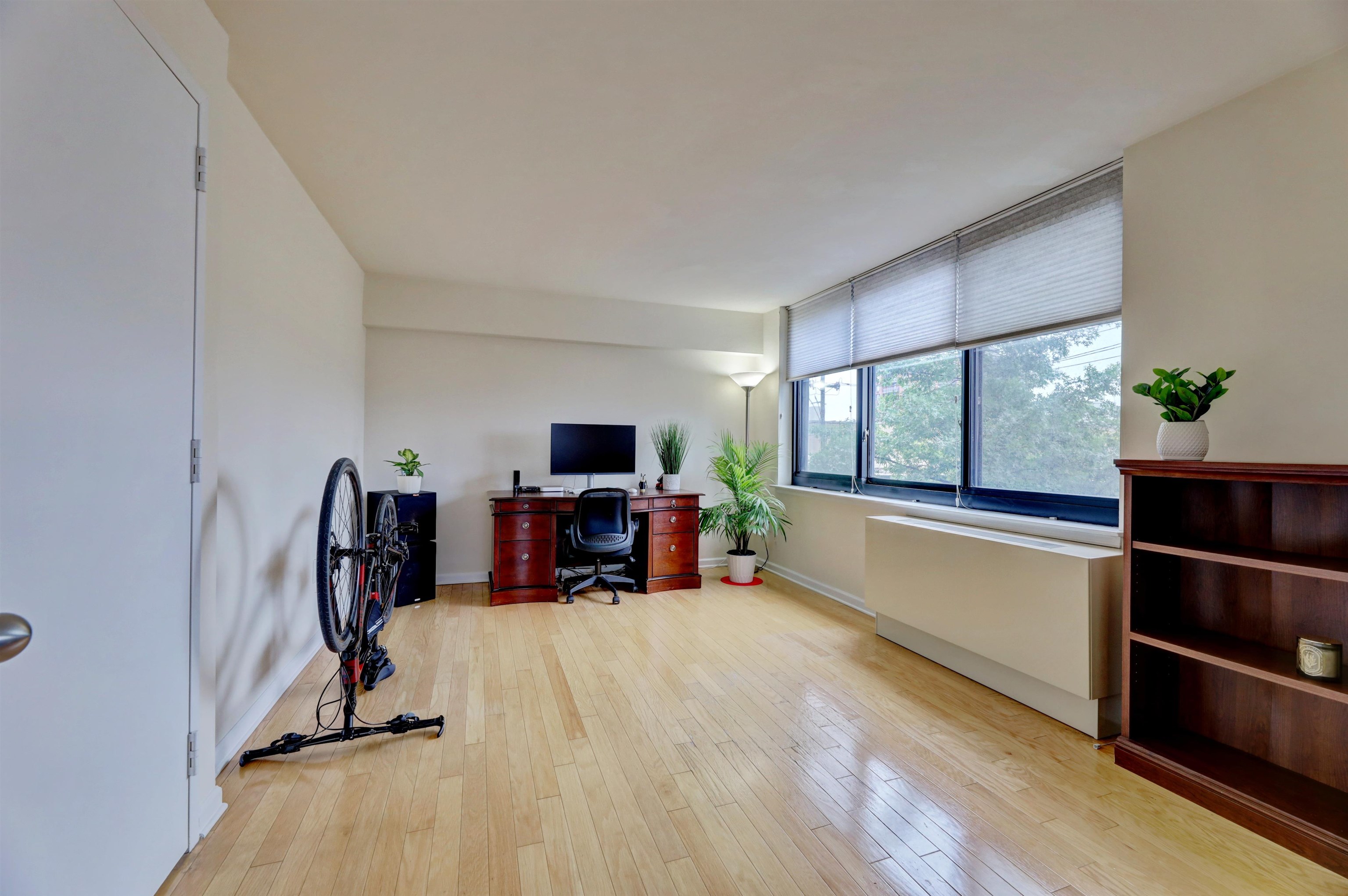 700 Grove St 3q Property Photo 29