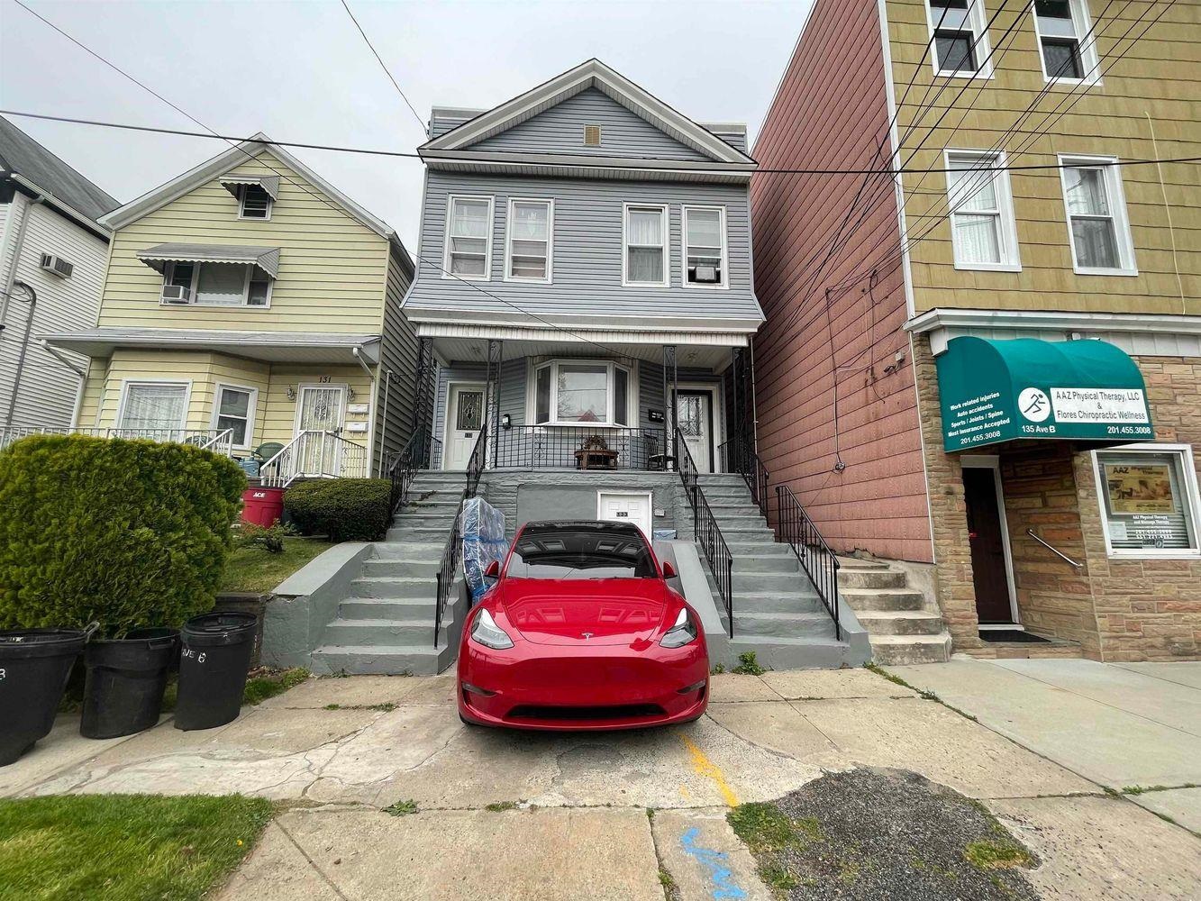 133 Avenue B Property Photo 1