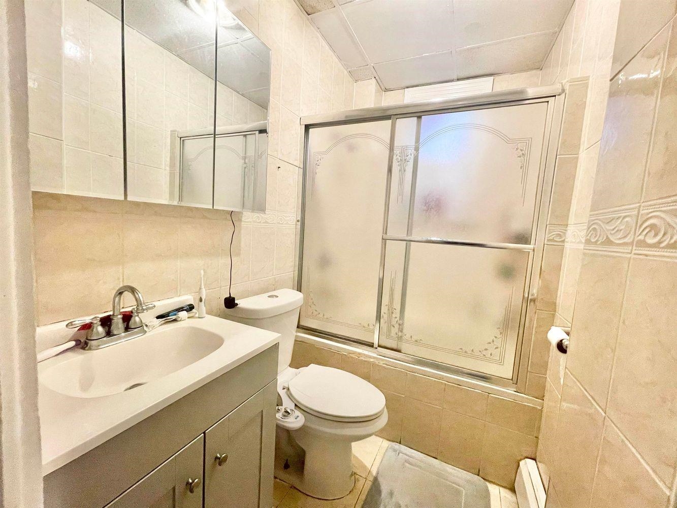 133 Avenue B Property Photo 5