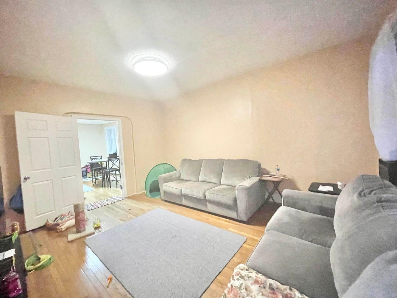 133 Avenue B Property Photo 13