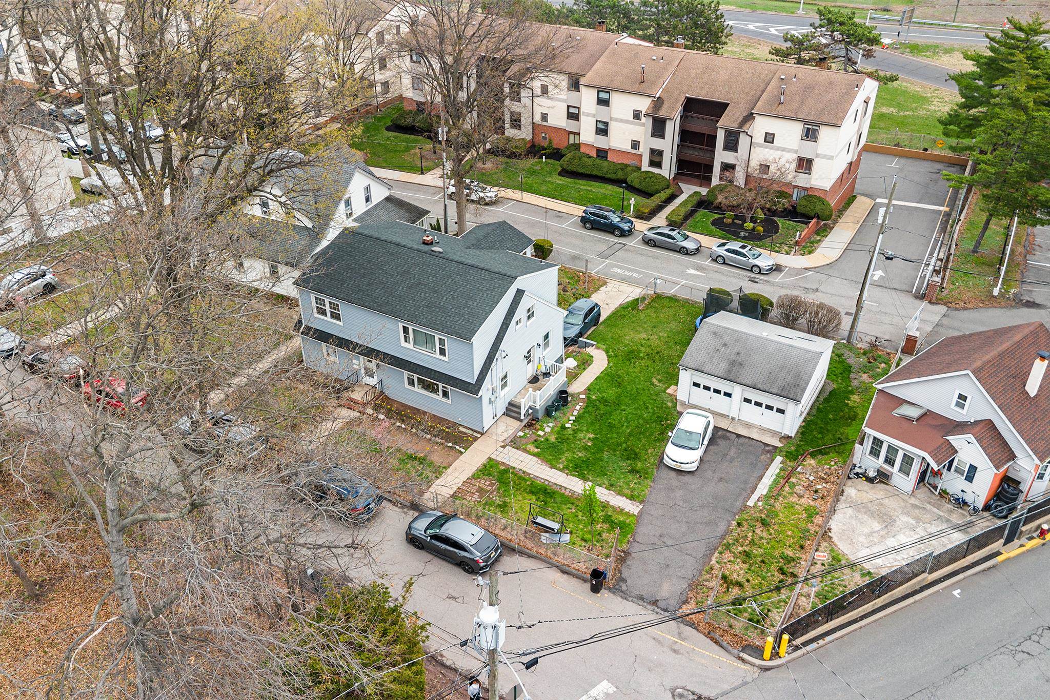 6 Mutillod Lane Property Photo 2