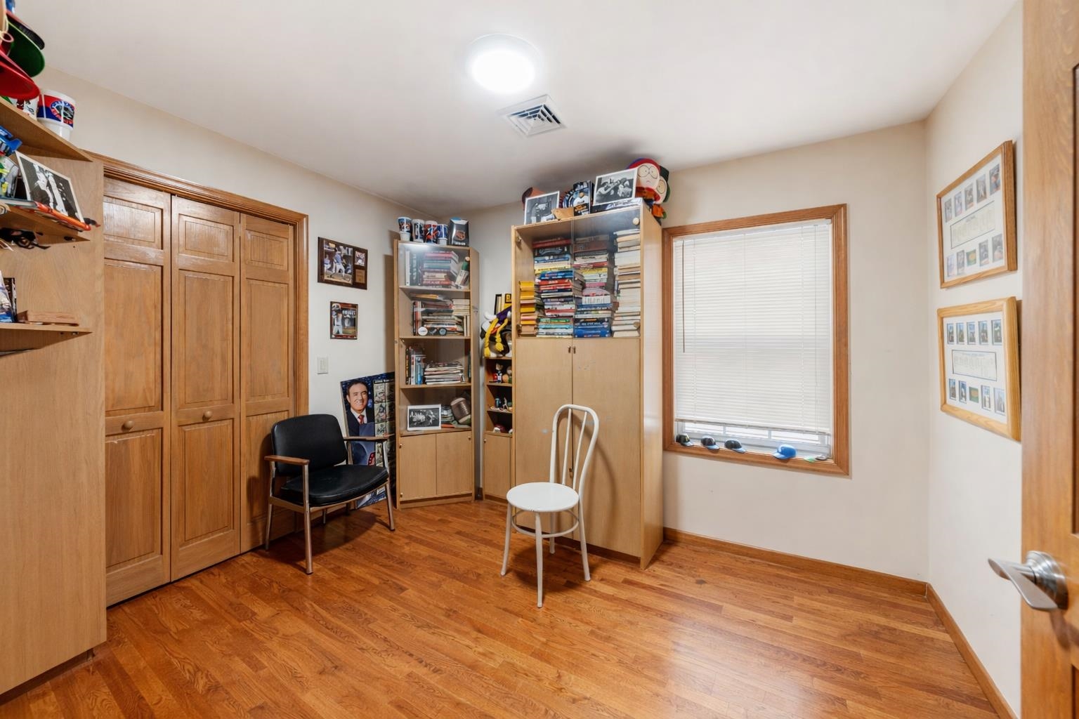 714 17th St Property Photo 14