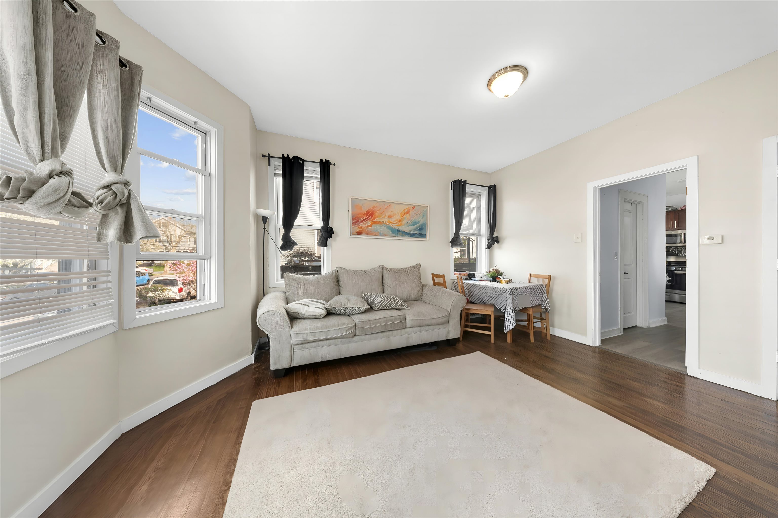 12 Juliette St Property Photo 4