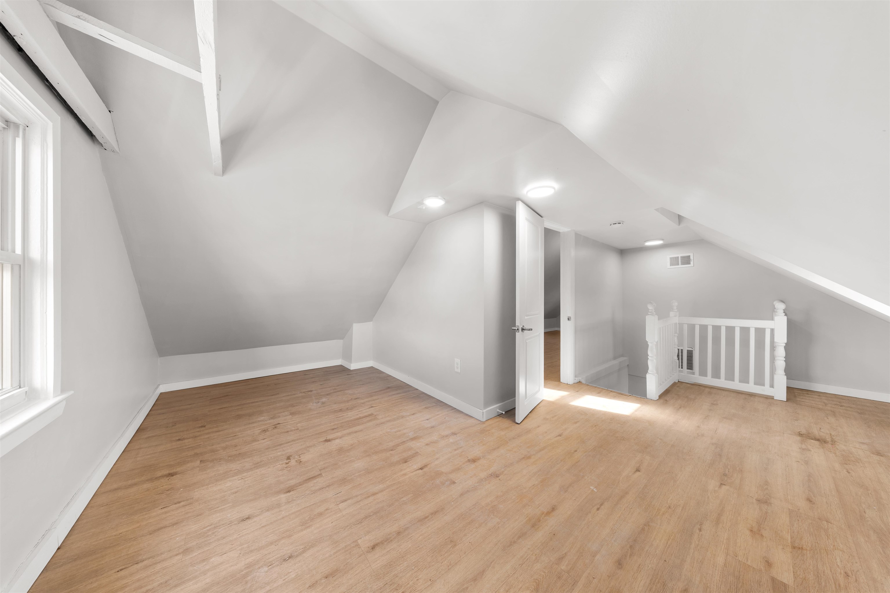 12 Juliette St Property Photo 9