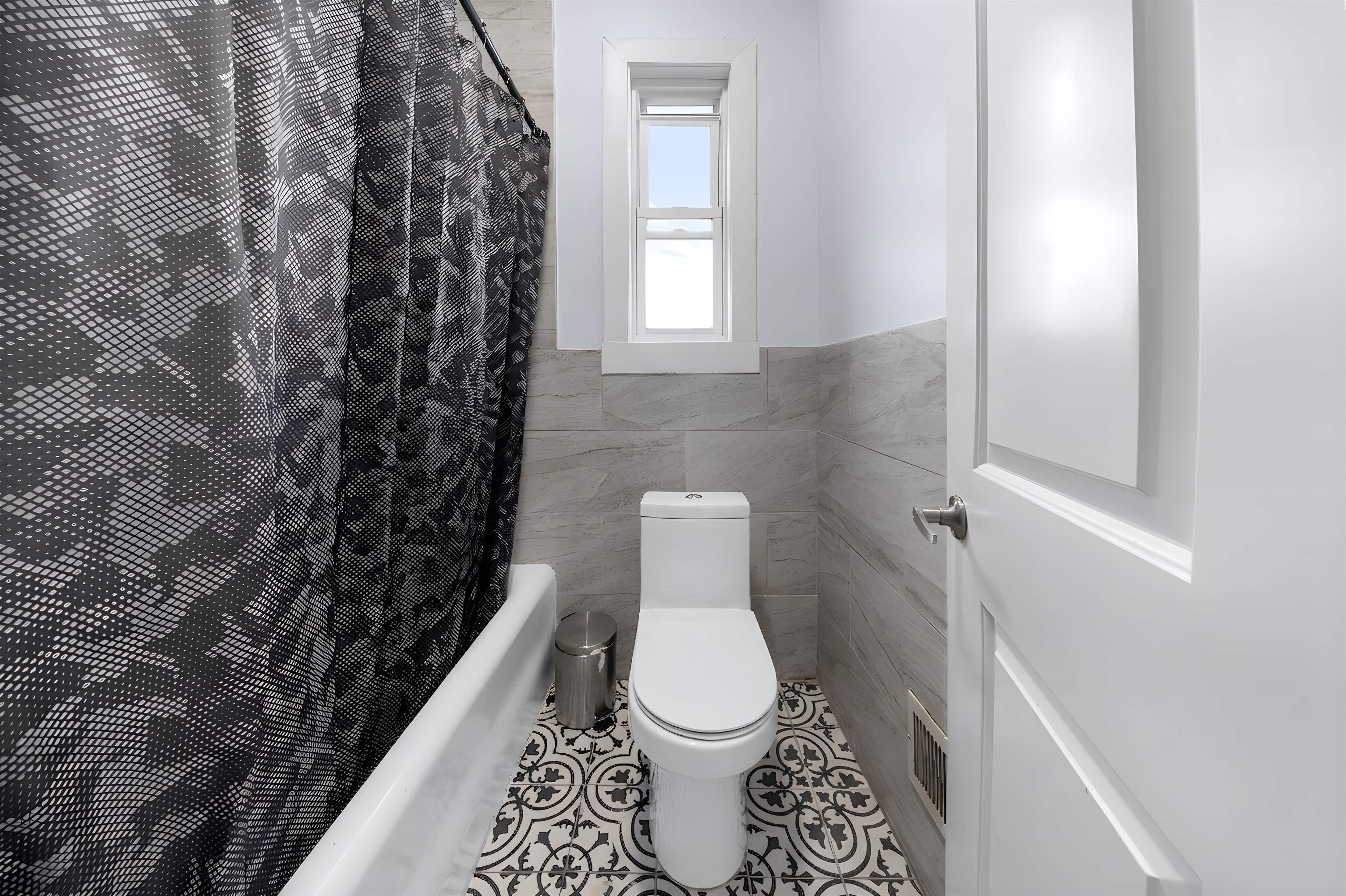 12 Juliette St Property Photo 10