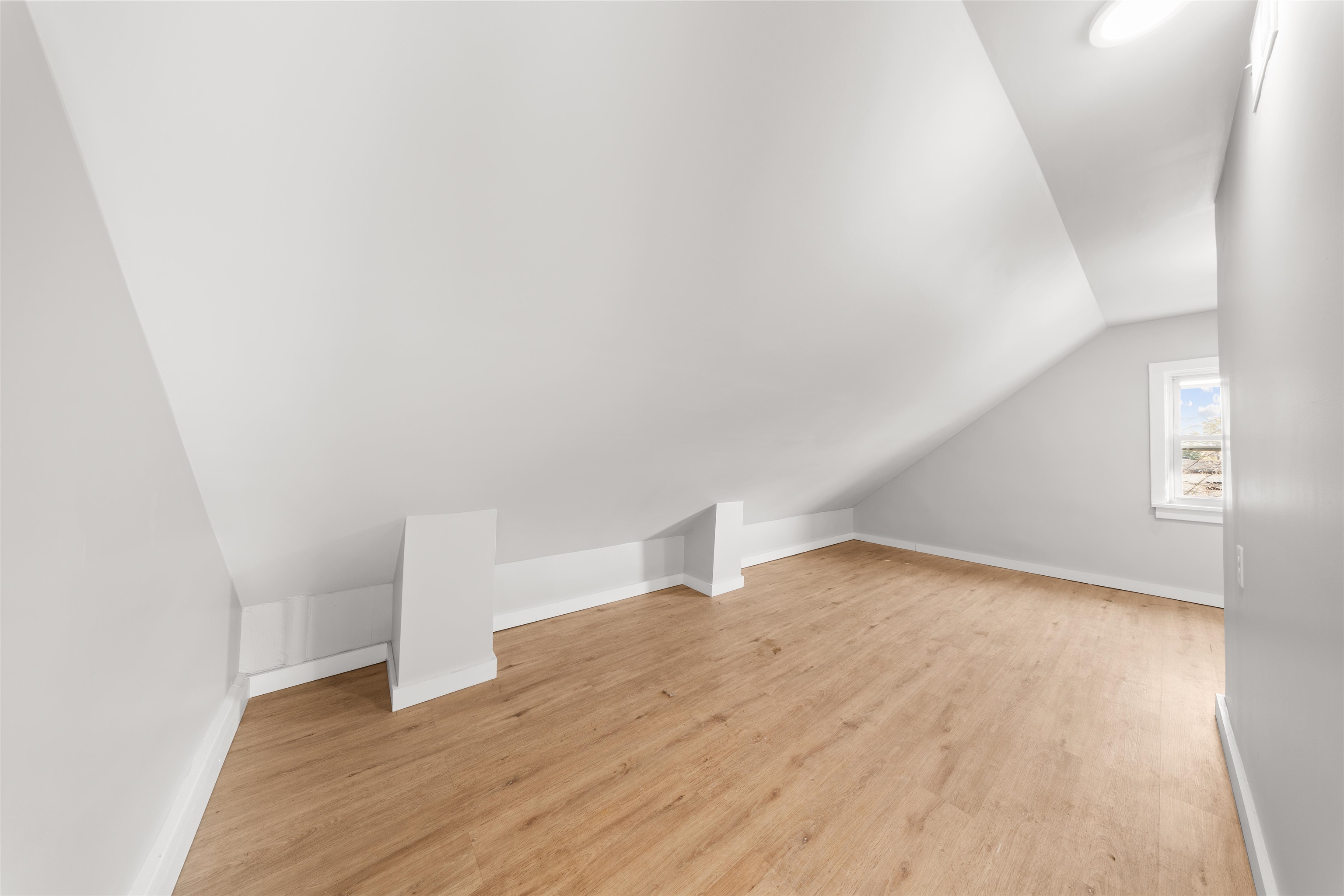12 Juliette St Property Photo 12