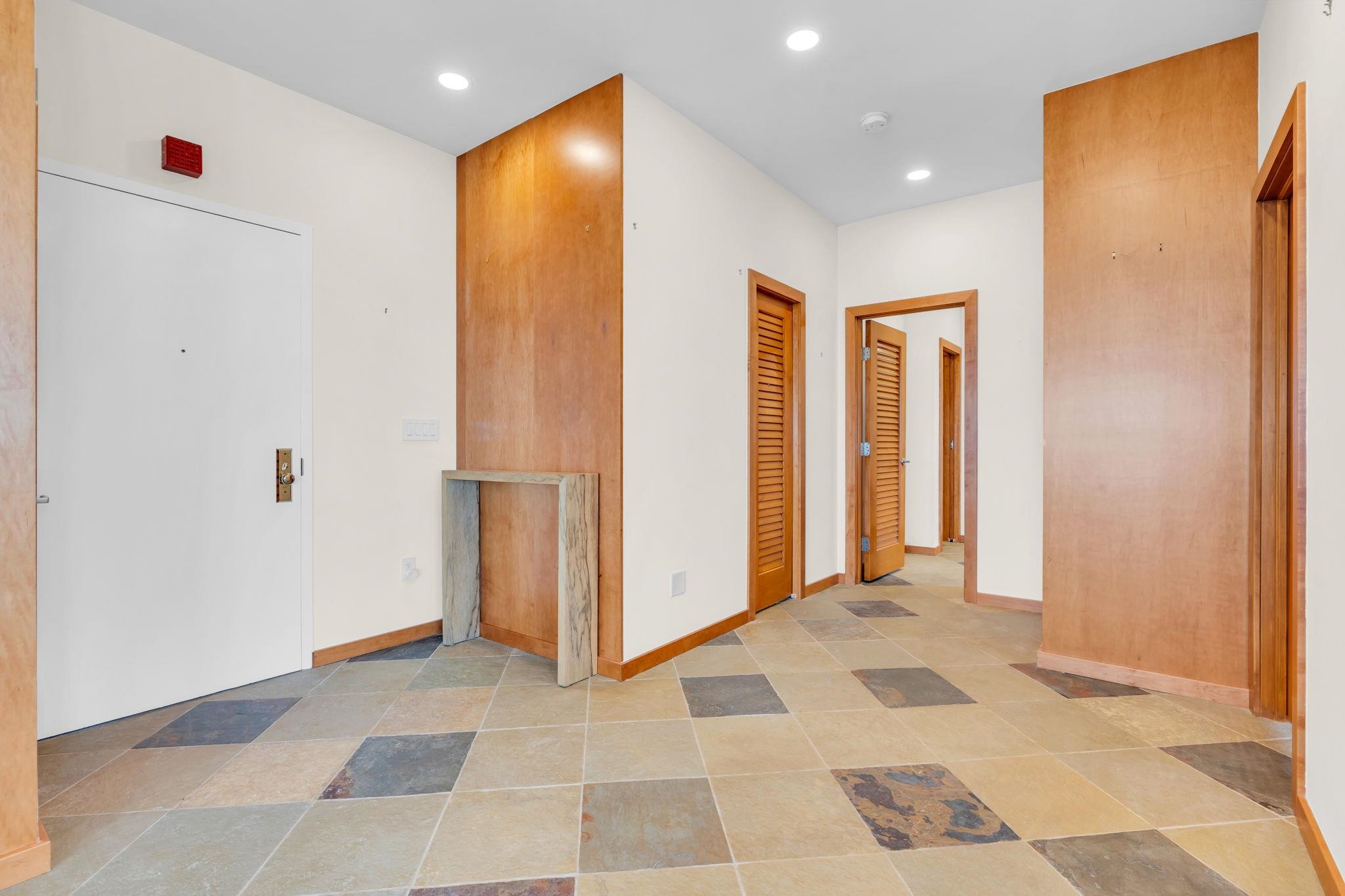 55 Ocean Ave Ph B Property Photo 4