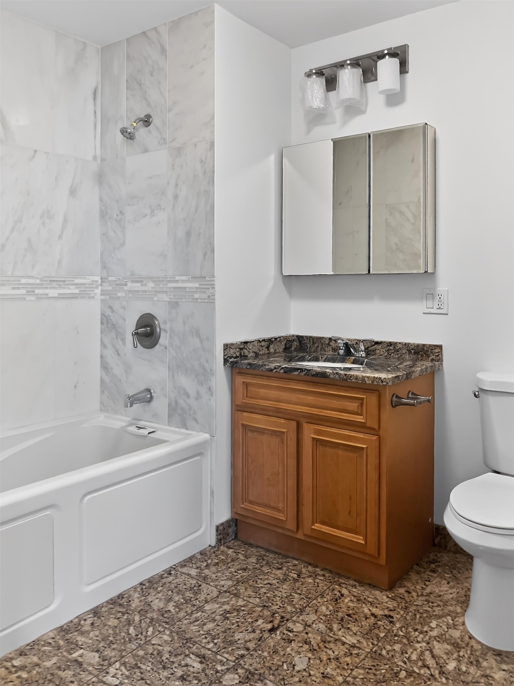 315 7th St 602 Property Photo 11