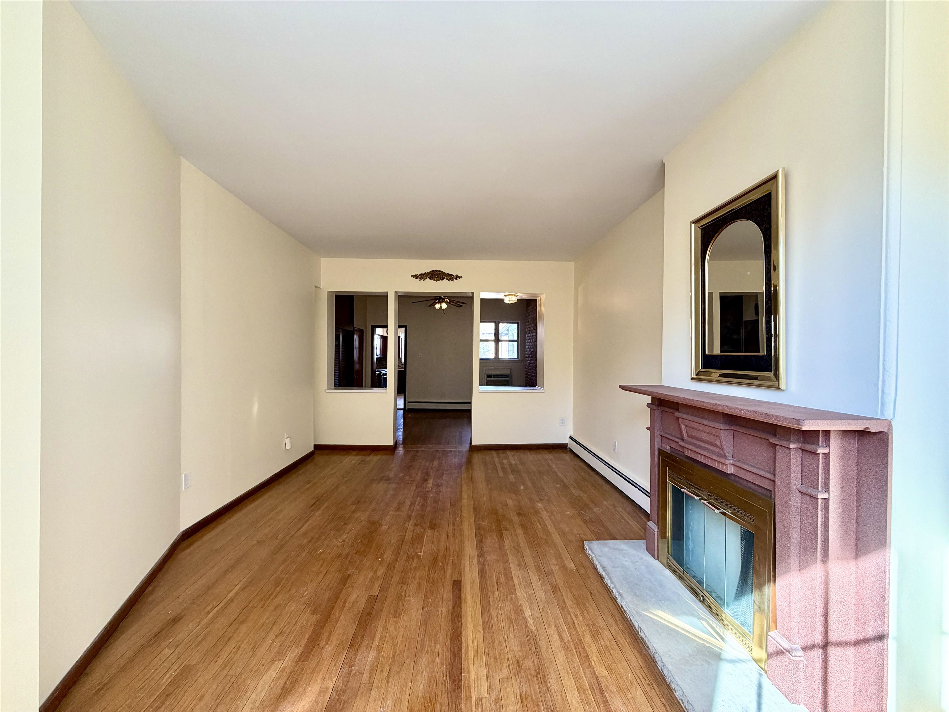49 East 33rd St Property Photo 5