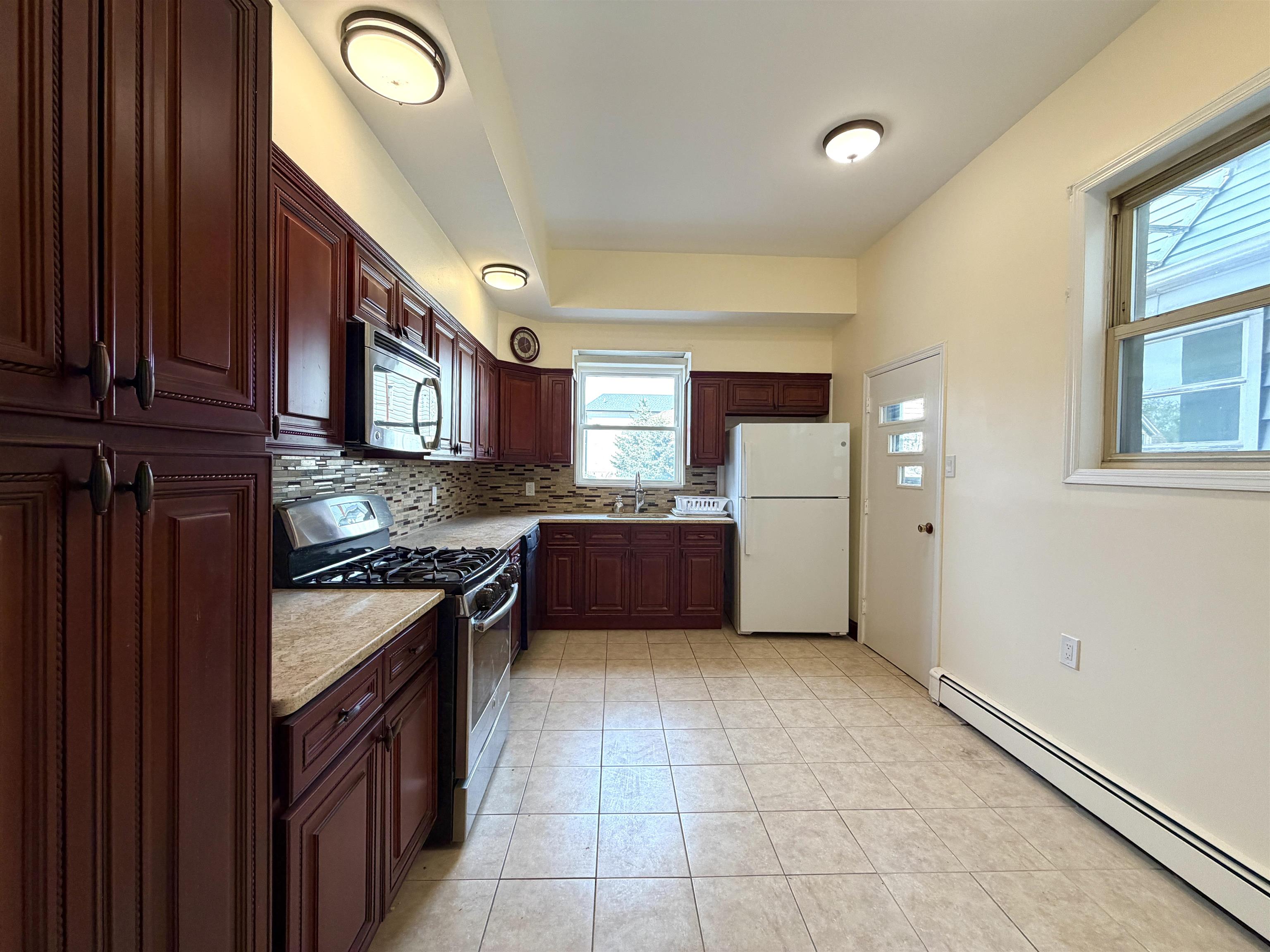 49 East 33rd St Property Photo 12