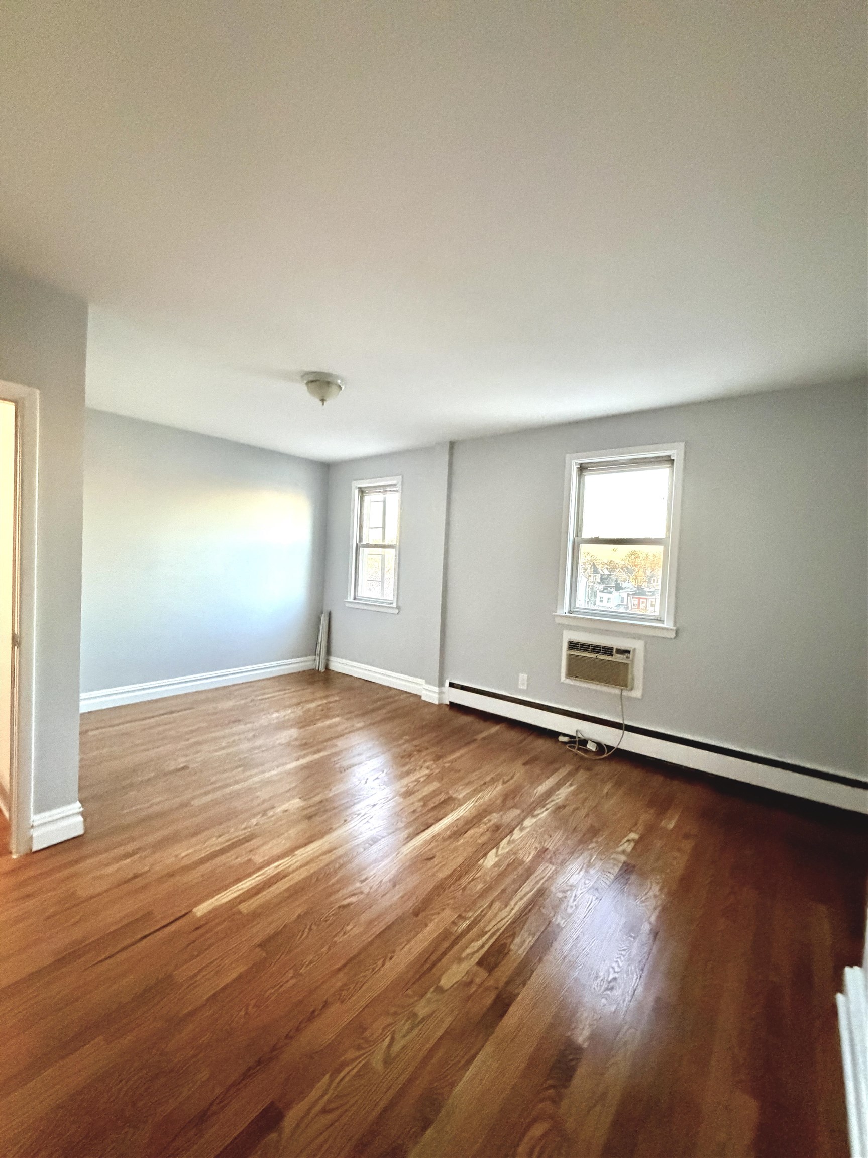 49 East 33rd St Property Photo 18