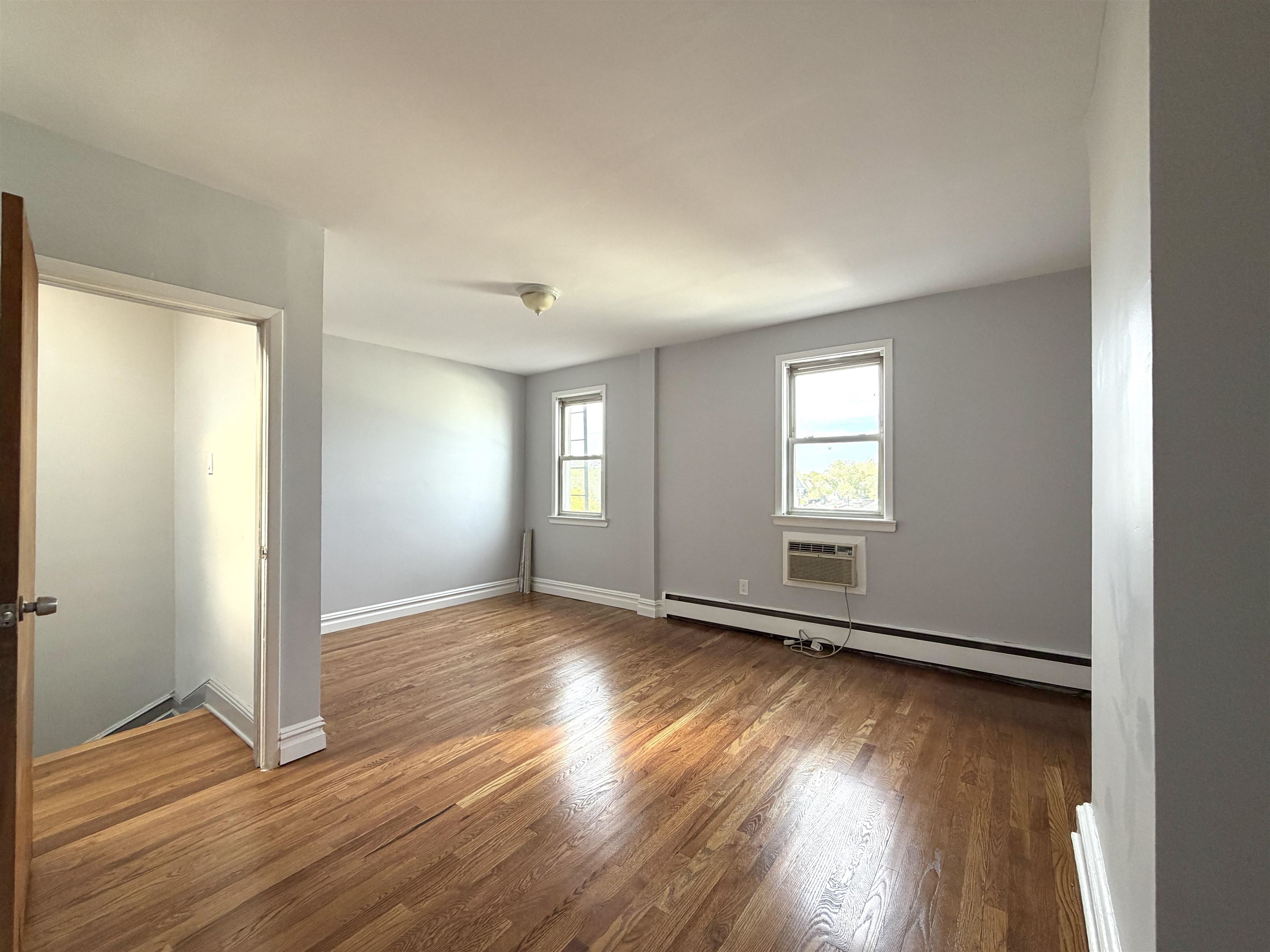 49 East 33rd St Property Photo 37