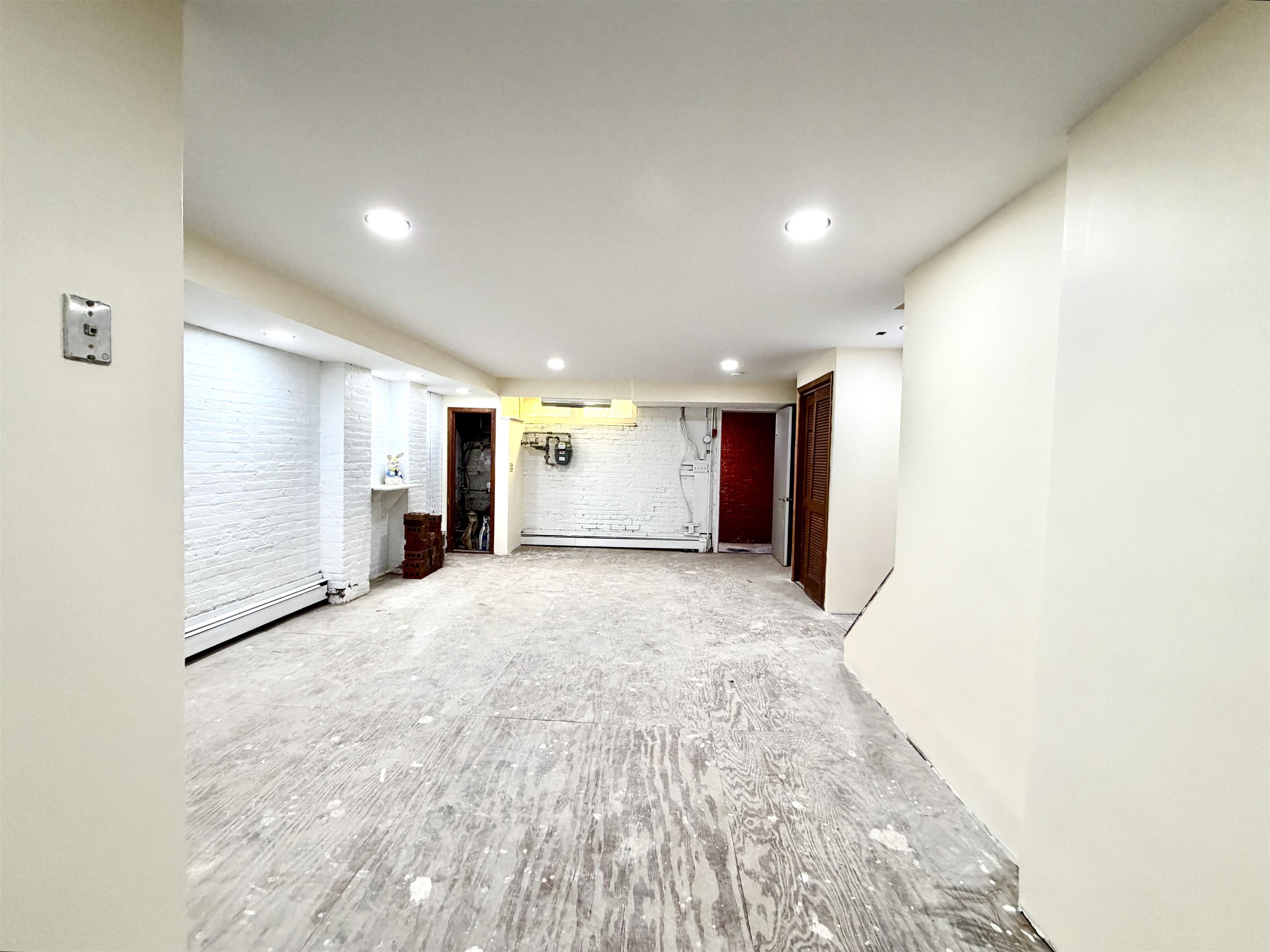 49 East 33rd St Property Photo 40