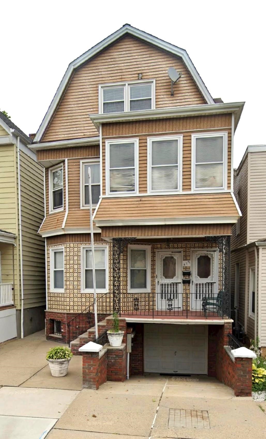 413 Davis Ave 2 Property Photo 8