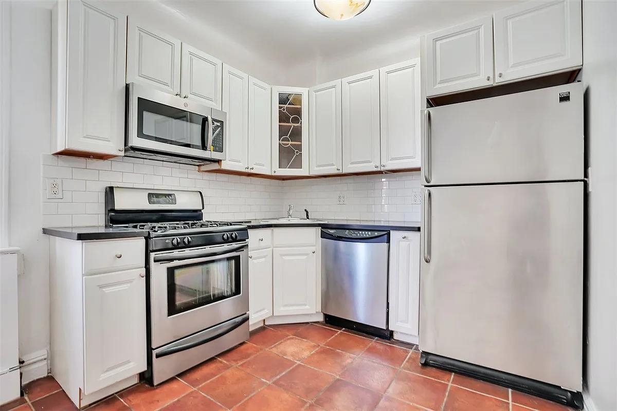 6015 Blvd East C3 Property Photo 1