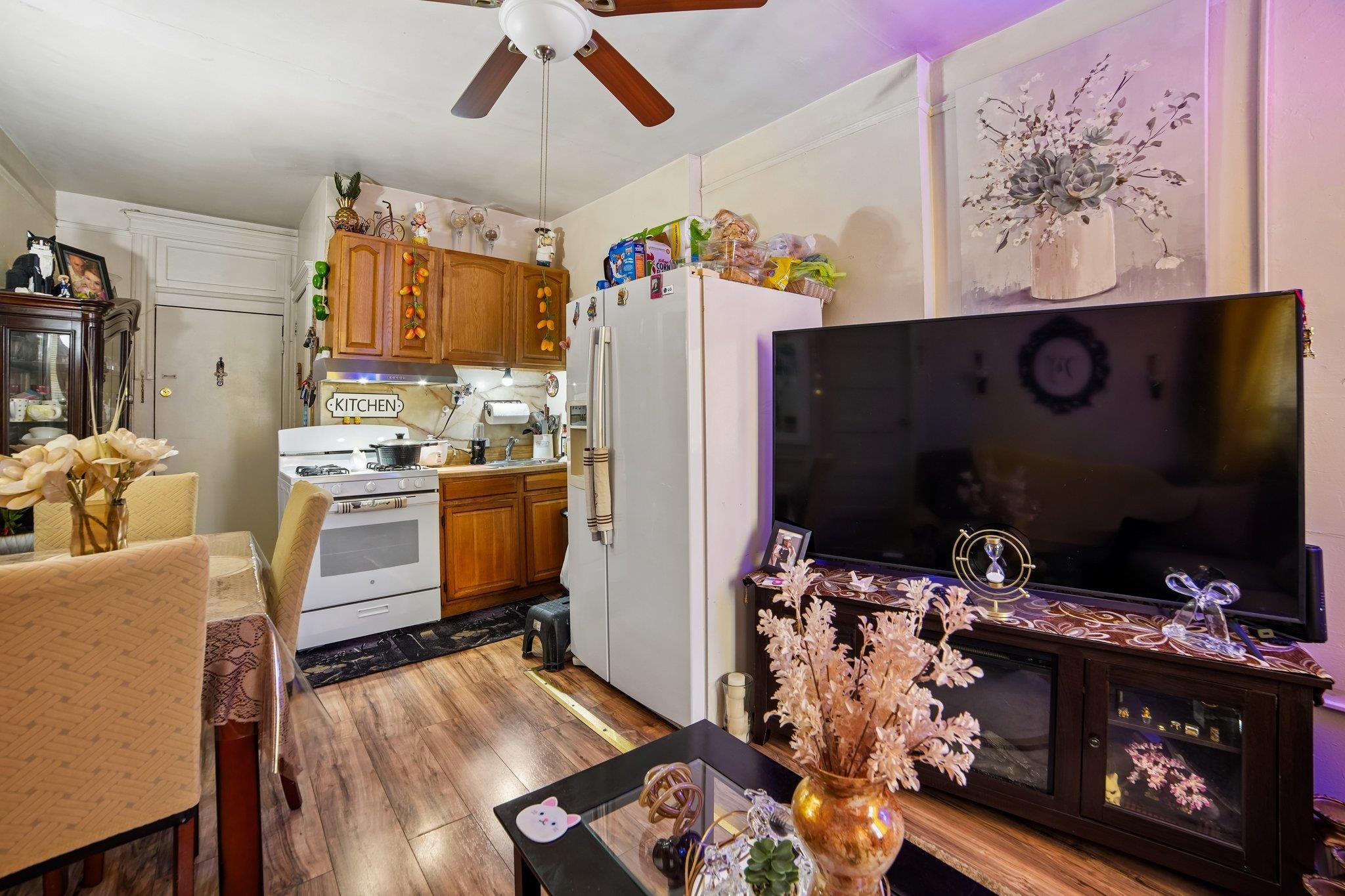 2103 West St Property Photo 16