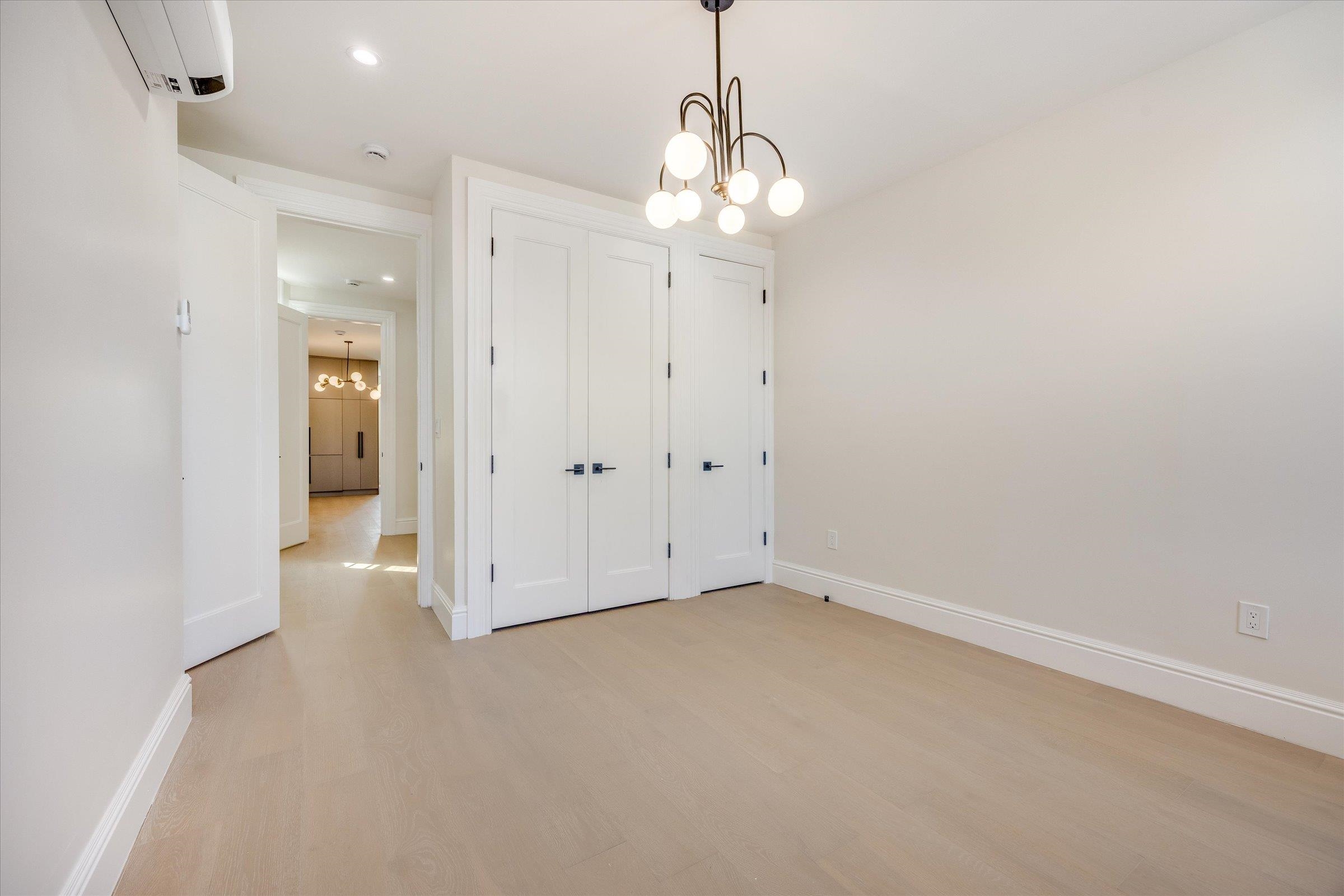 147 NEW YORK AVE 3L Property Photo 1