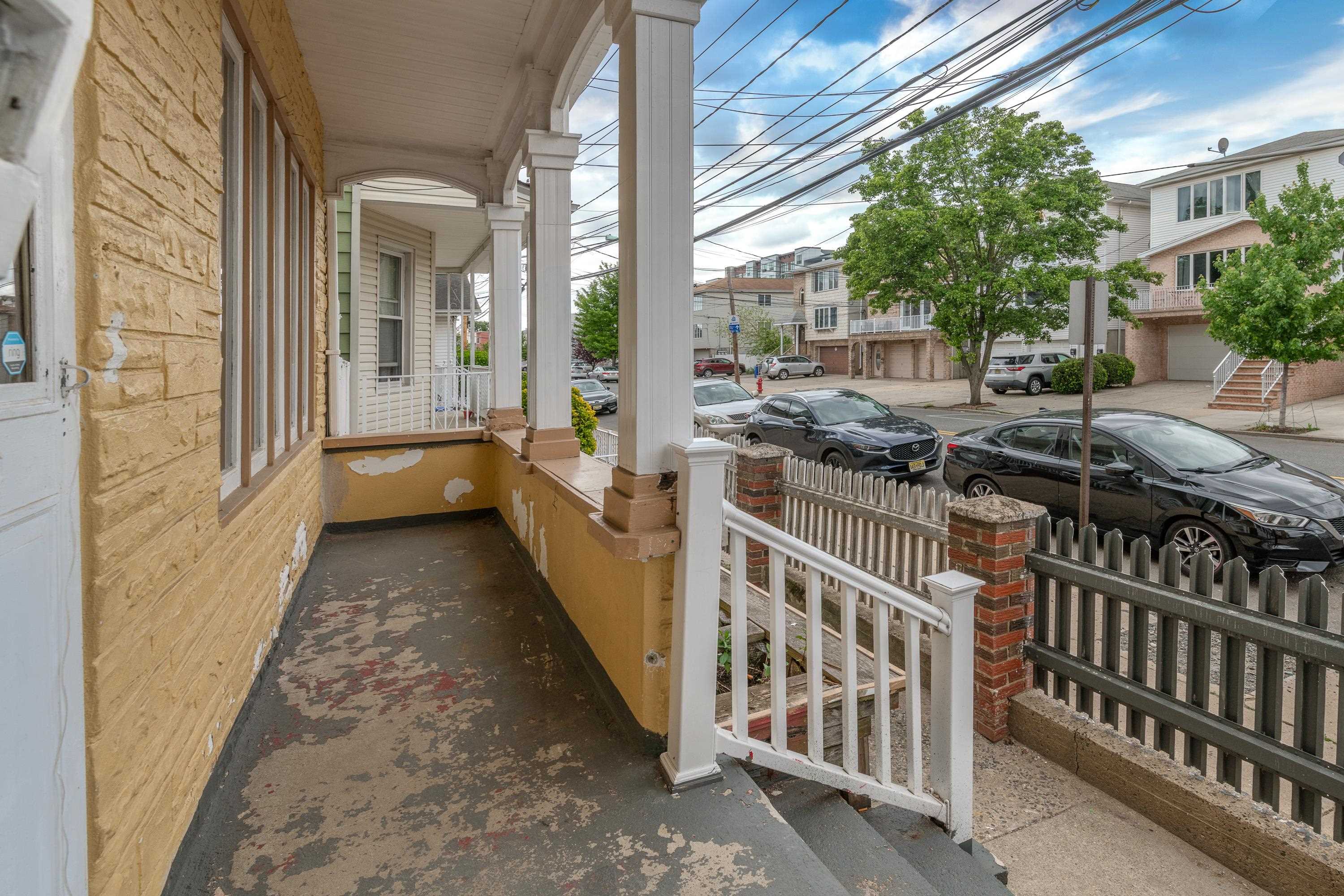 98 Prospect Ave Property Photo 5