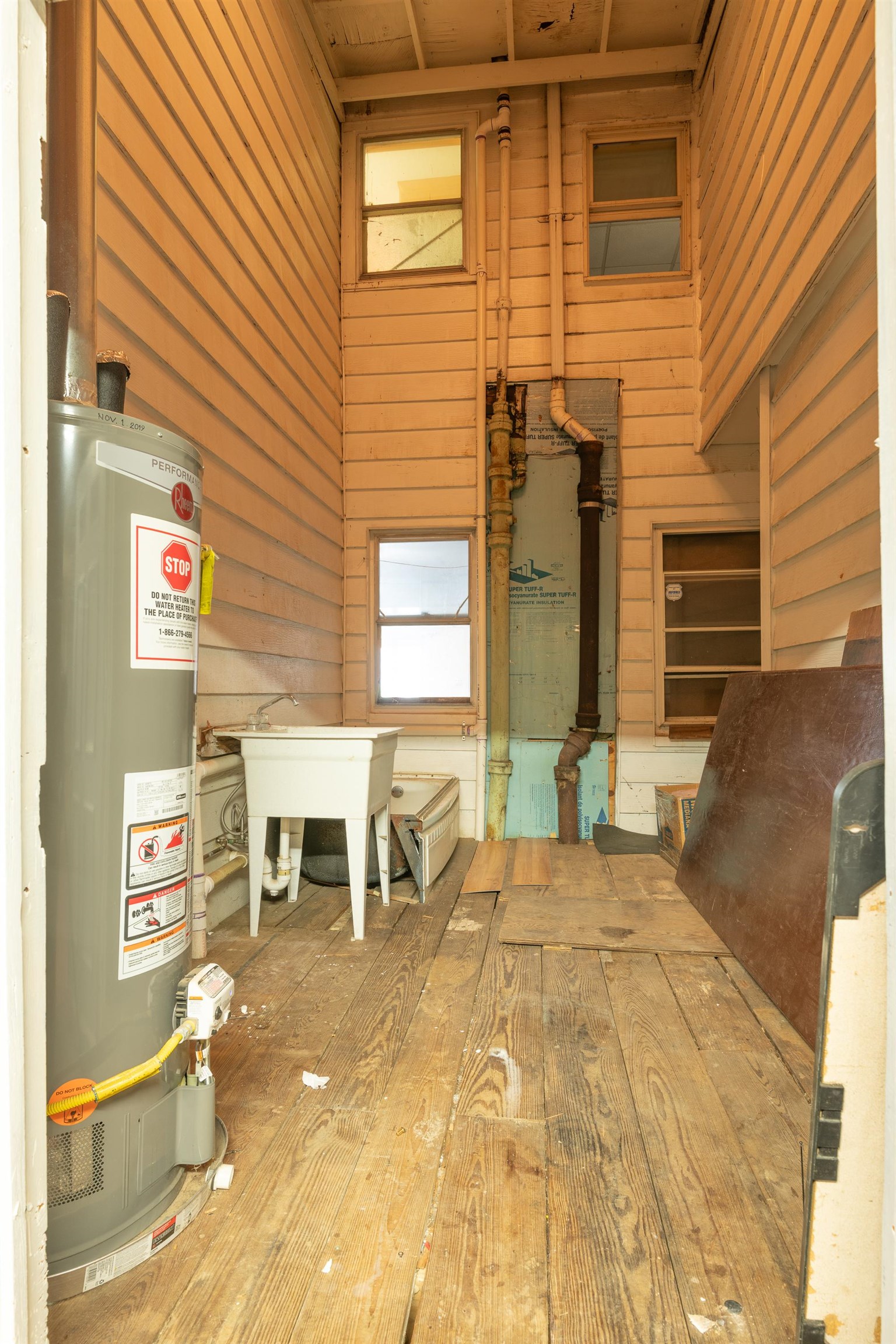 98 Prospect Ave Property Photo 16