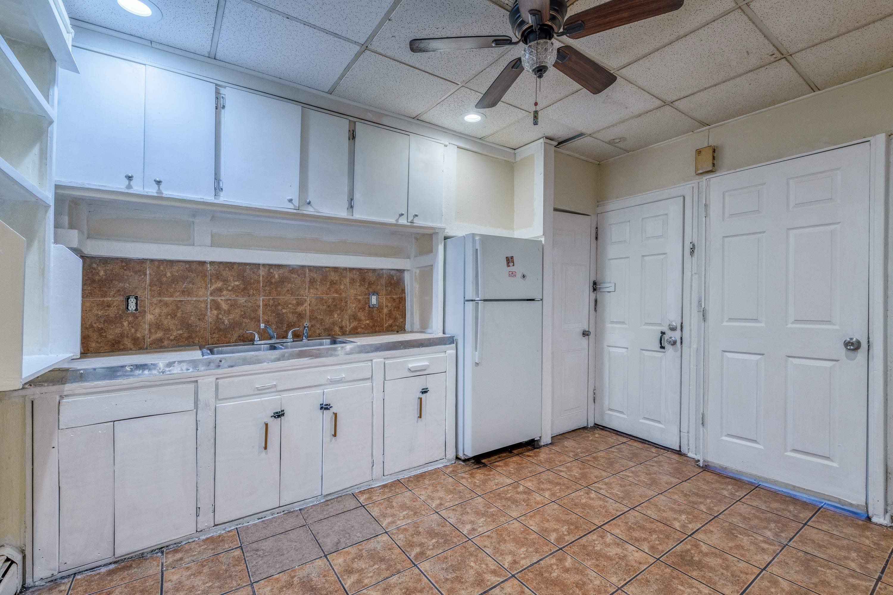 98 Prospect Ave Property Photo 31