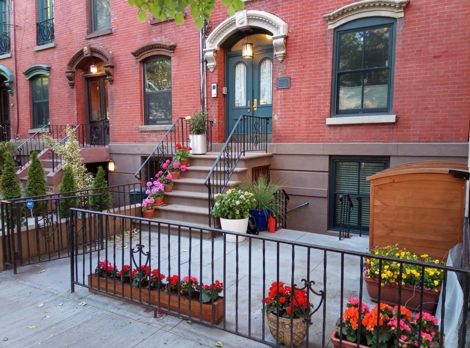 132 SUSSEX ST 1A Property Photo 1