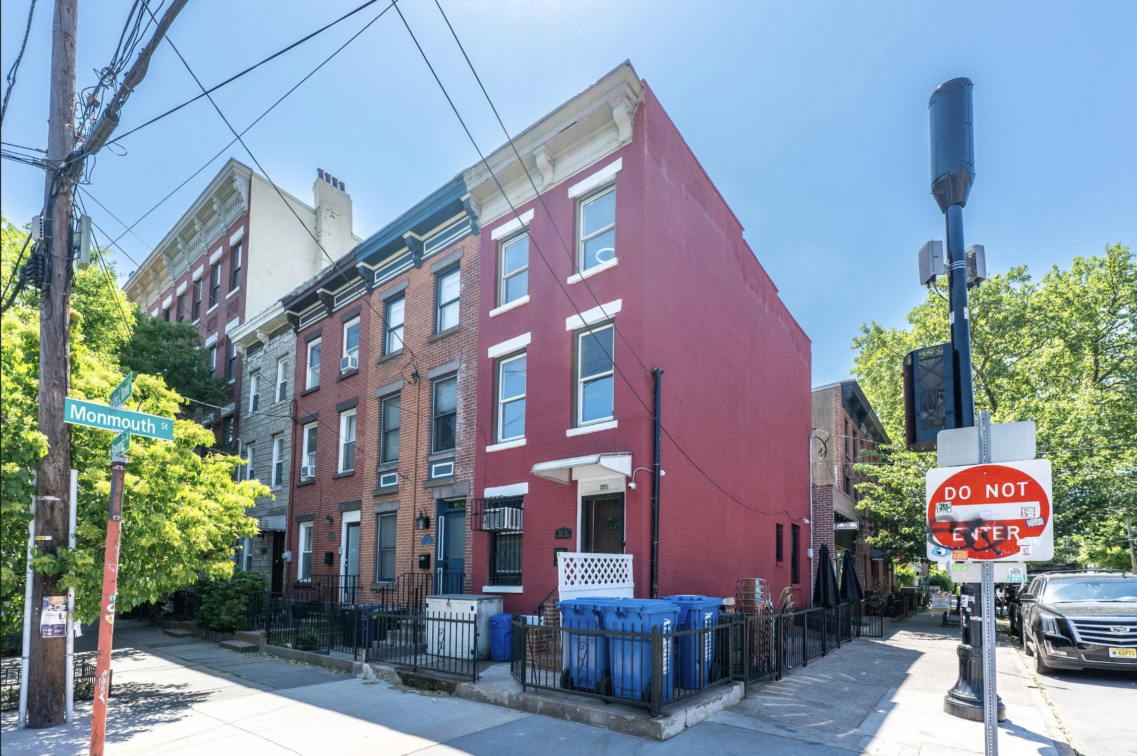 321-5 PAVONIA AVE Property Photo 1