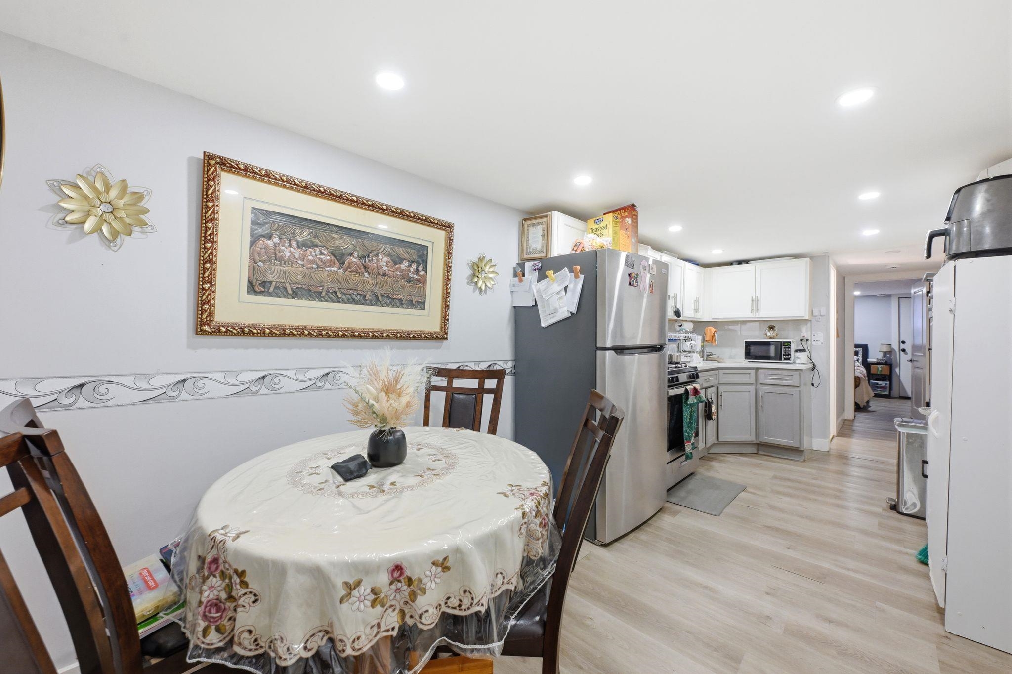 85 Zabriskie St Property Photo 30