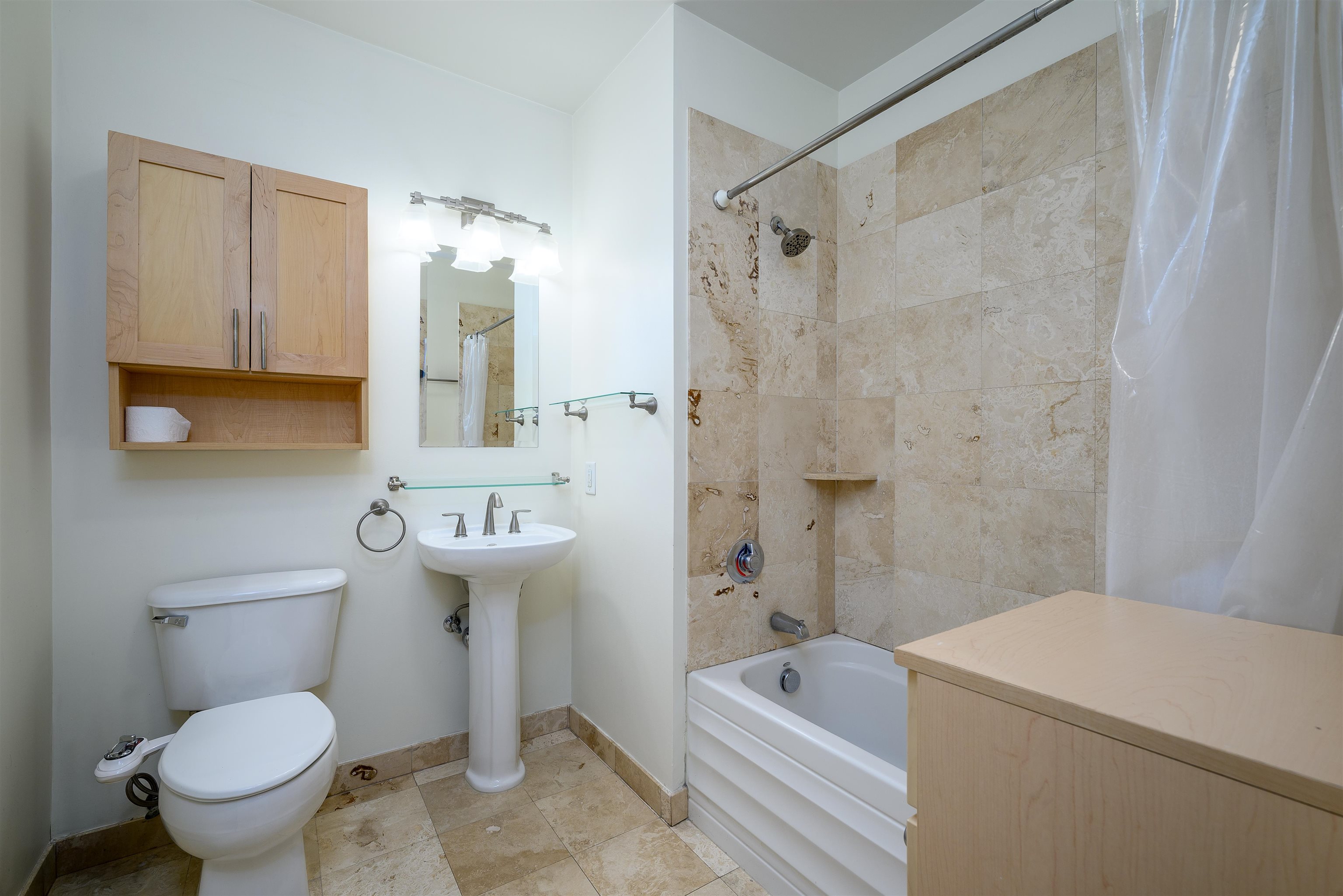 159 2nd St 601 Property Photo 20