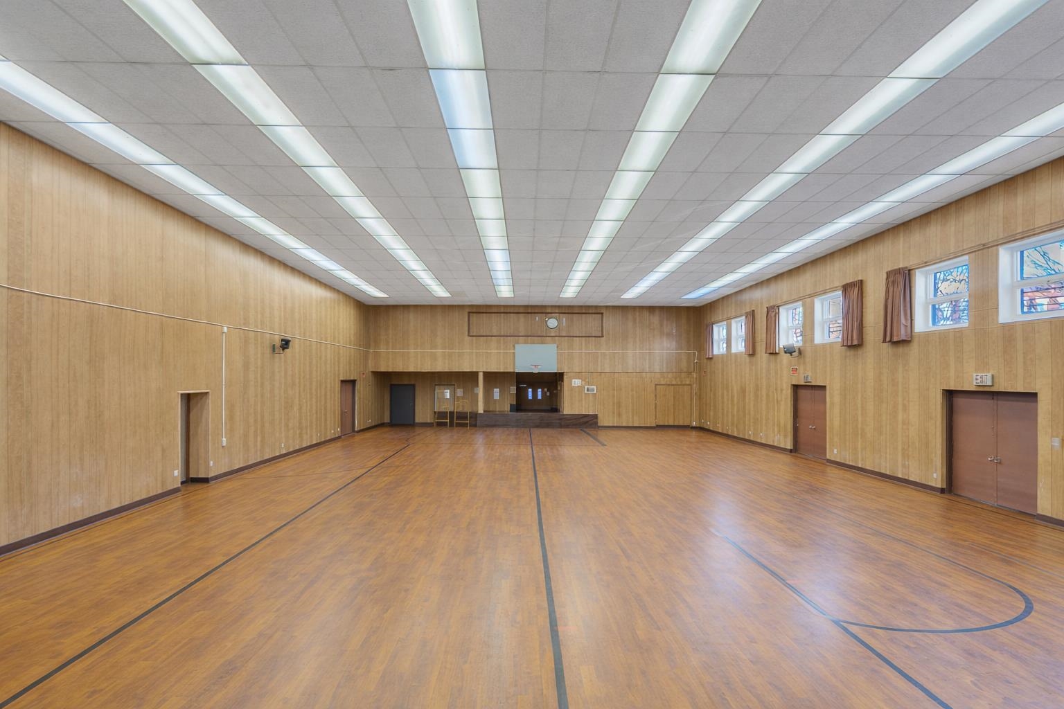 2610 Bergenline Ave Property Photo 4