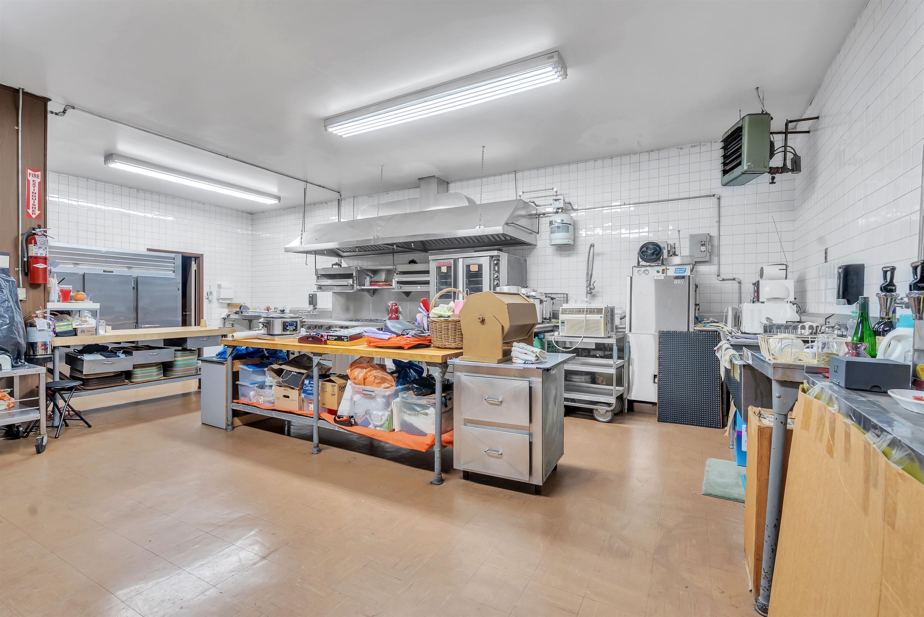 2610 Bergenline Ave Property Photo 18