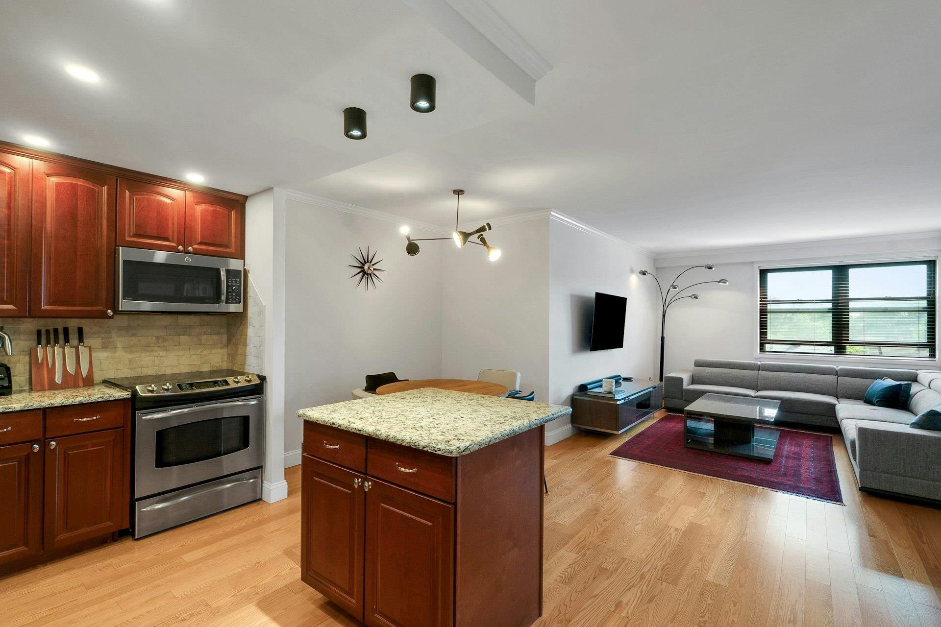 7855 BLVD EAST 5K Property Photo 1