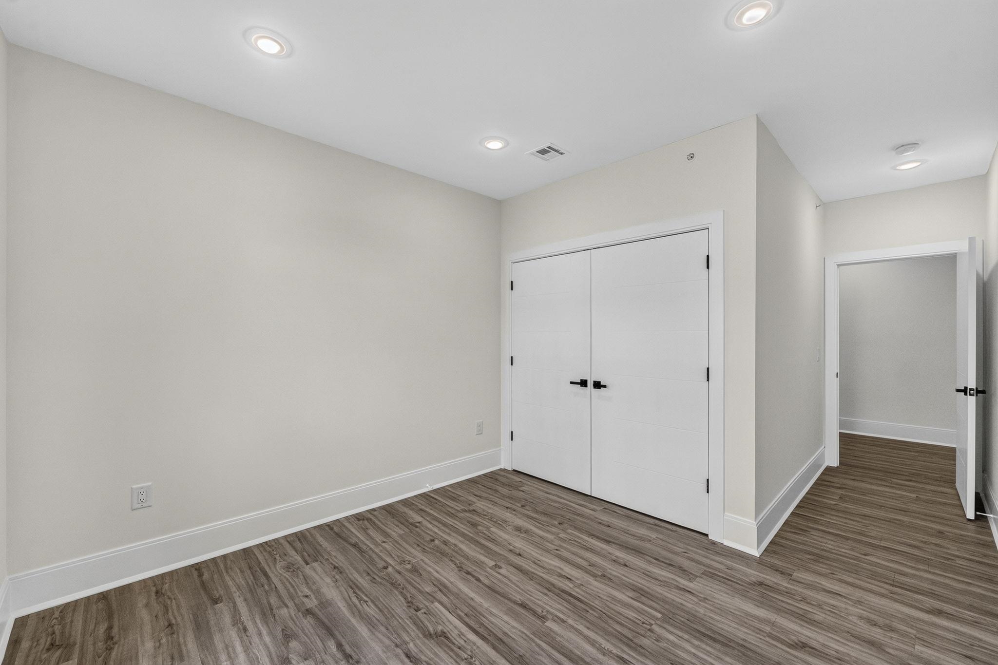 907 Palisade Ave 3 Property Photo 13